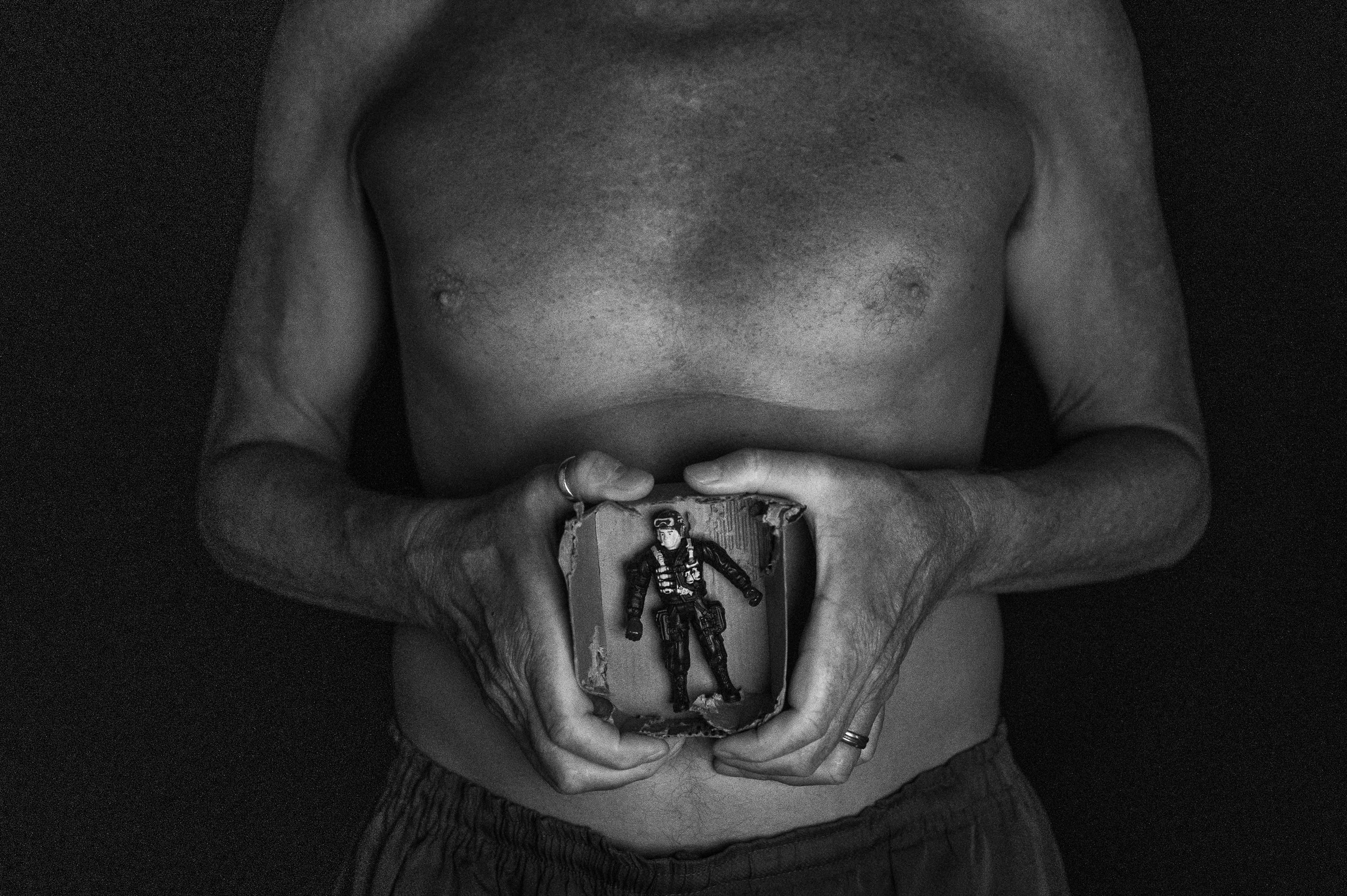 see-zeen_019_ Peter_Brandt_Cleave-01.jpg