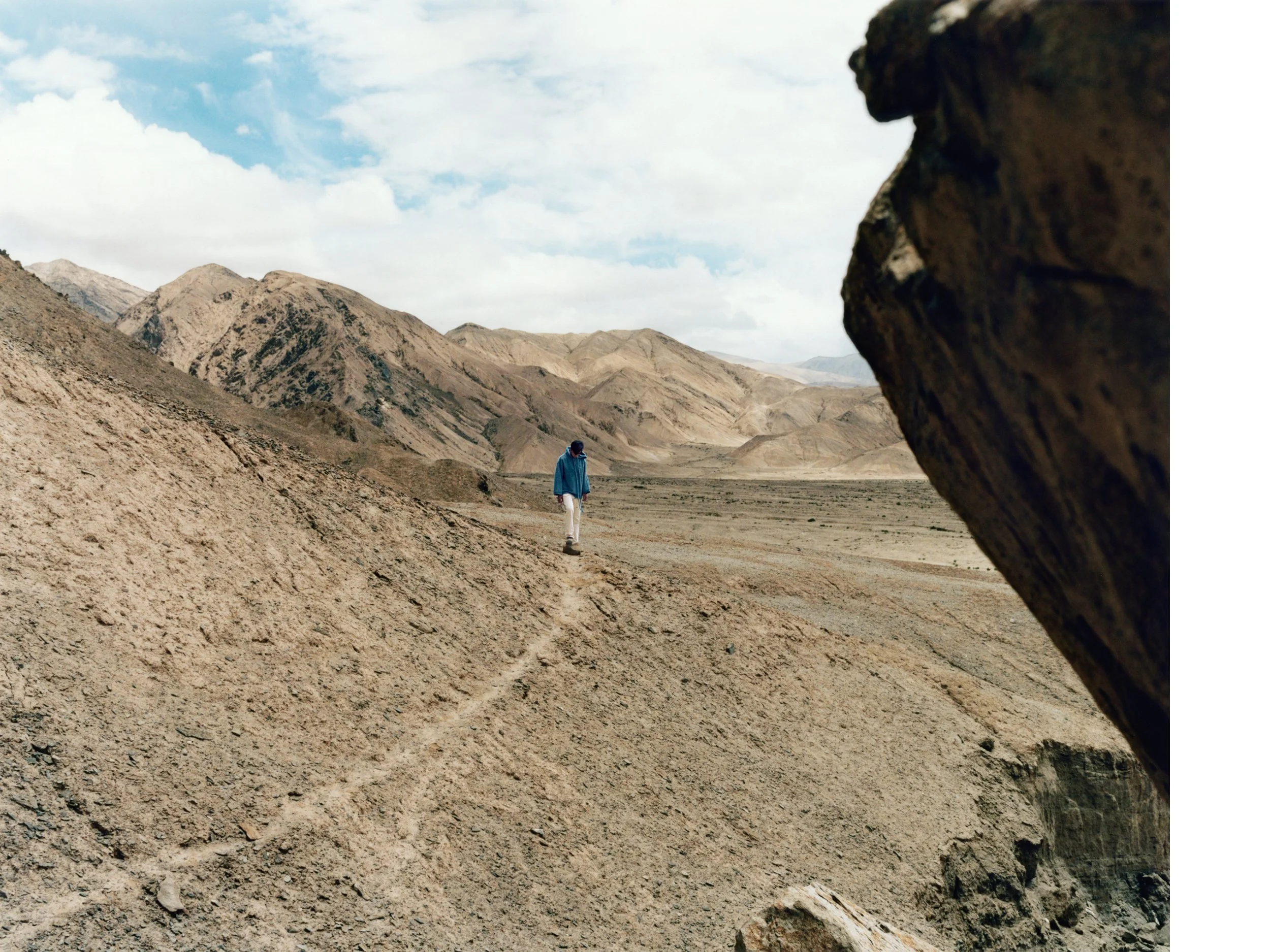 see-zeen-020-Where the Wind Rests_Yang Chen-02B.jpg