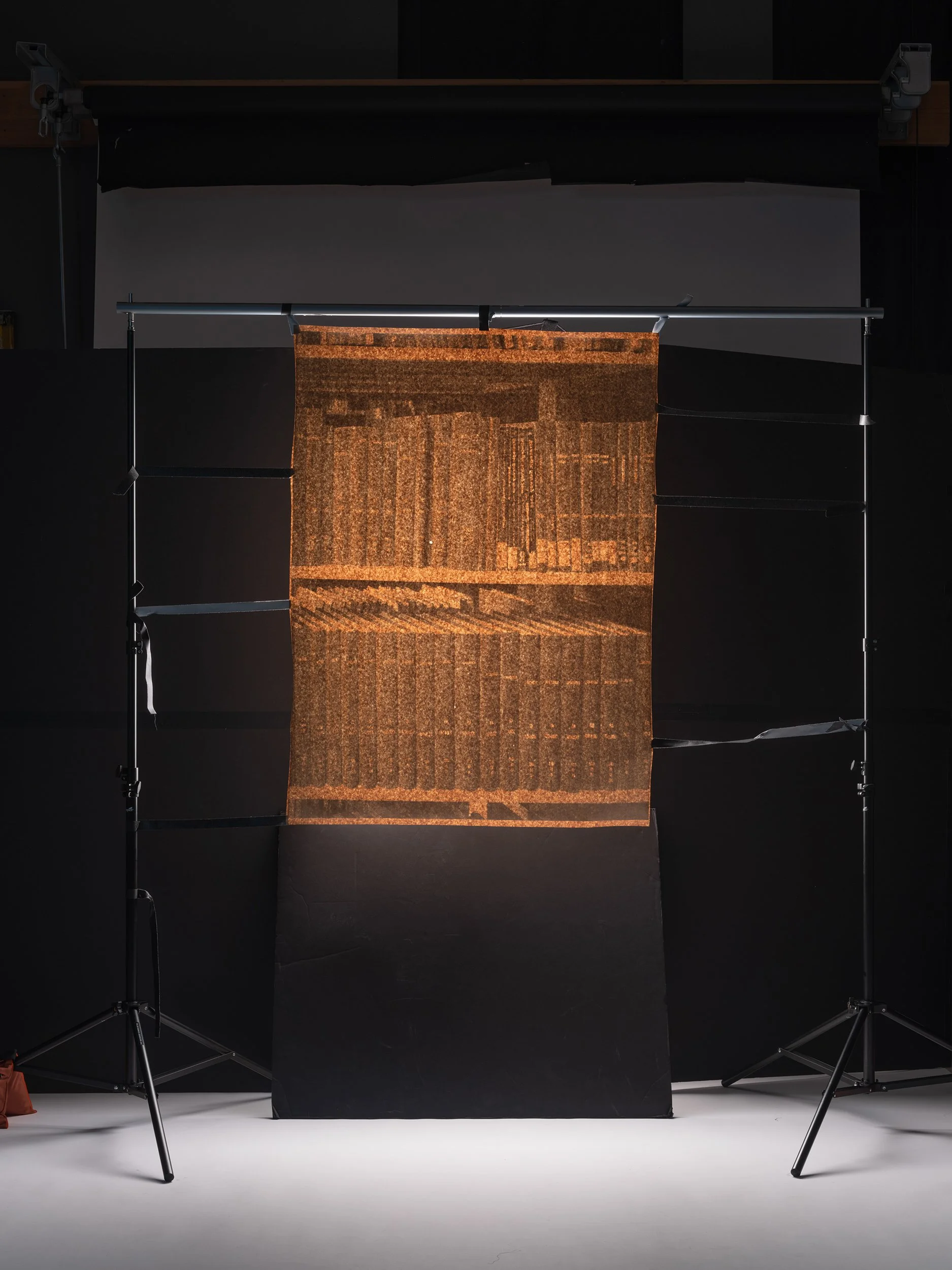 see-zeen_019_Zhu Gaocanyue-The_South_Is_Infinite_Yet_Finite-02.jpg