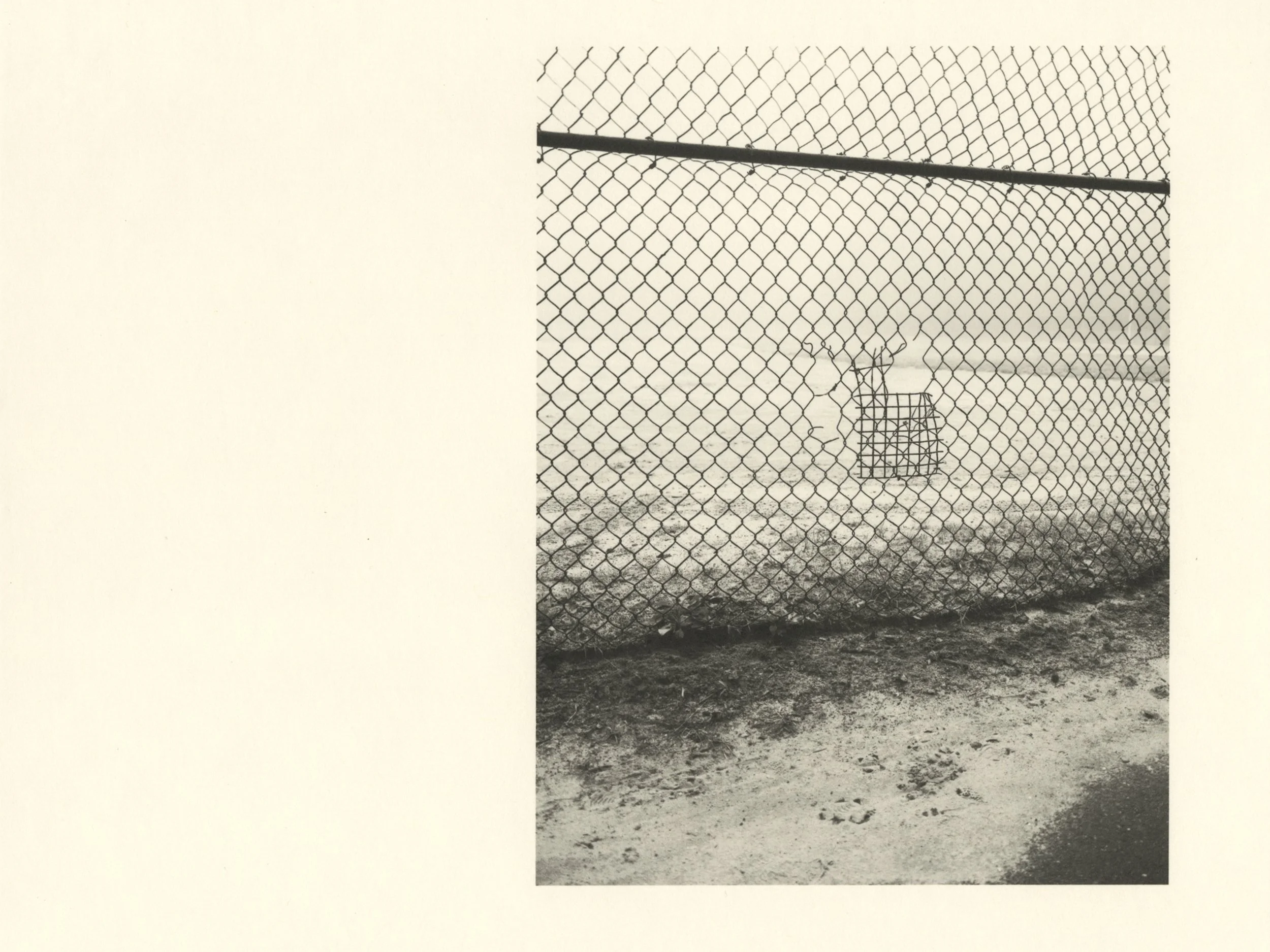 see-zeen-020-Jake_Corcoran_Fences_05.jpg