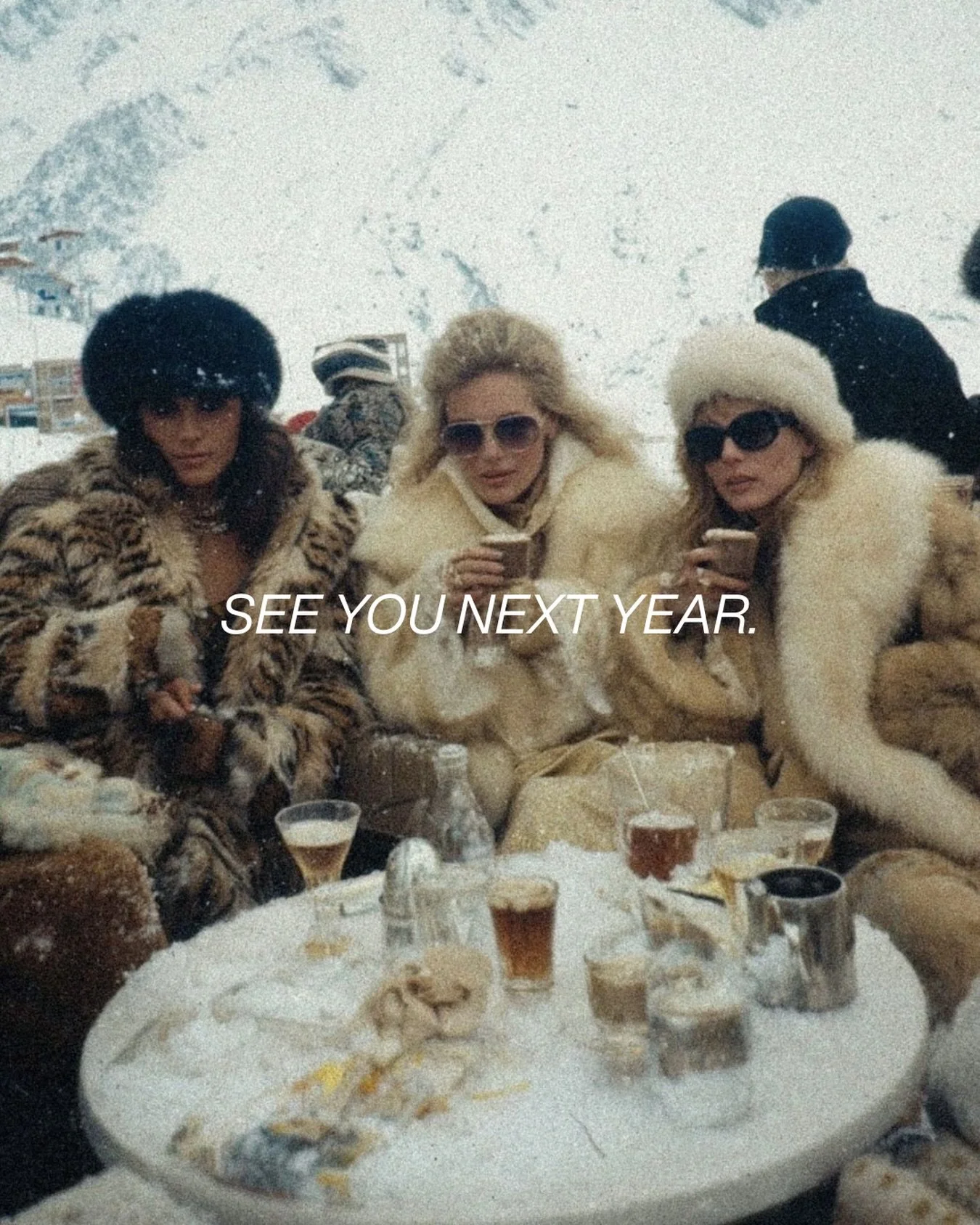 Happy Holidays! 🥂

We will be closed starting Tuesday, December 23 at 3 PM and will resume our regular schedule on Monday, January 5. See you next year 💛