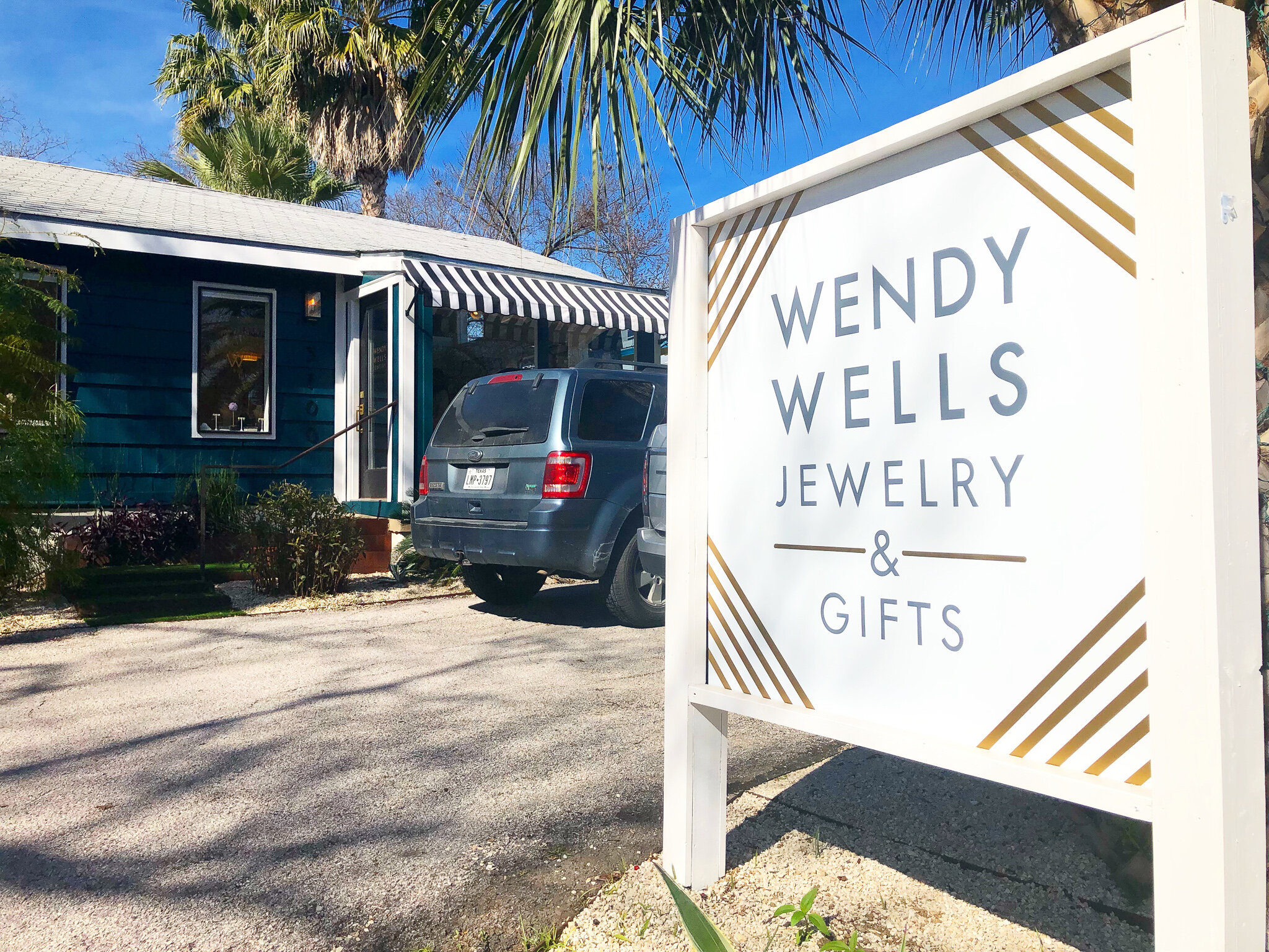 Hand Painted Signs for Wendy Wells Jewelry and Gifts 