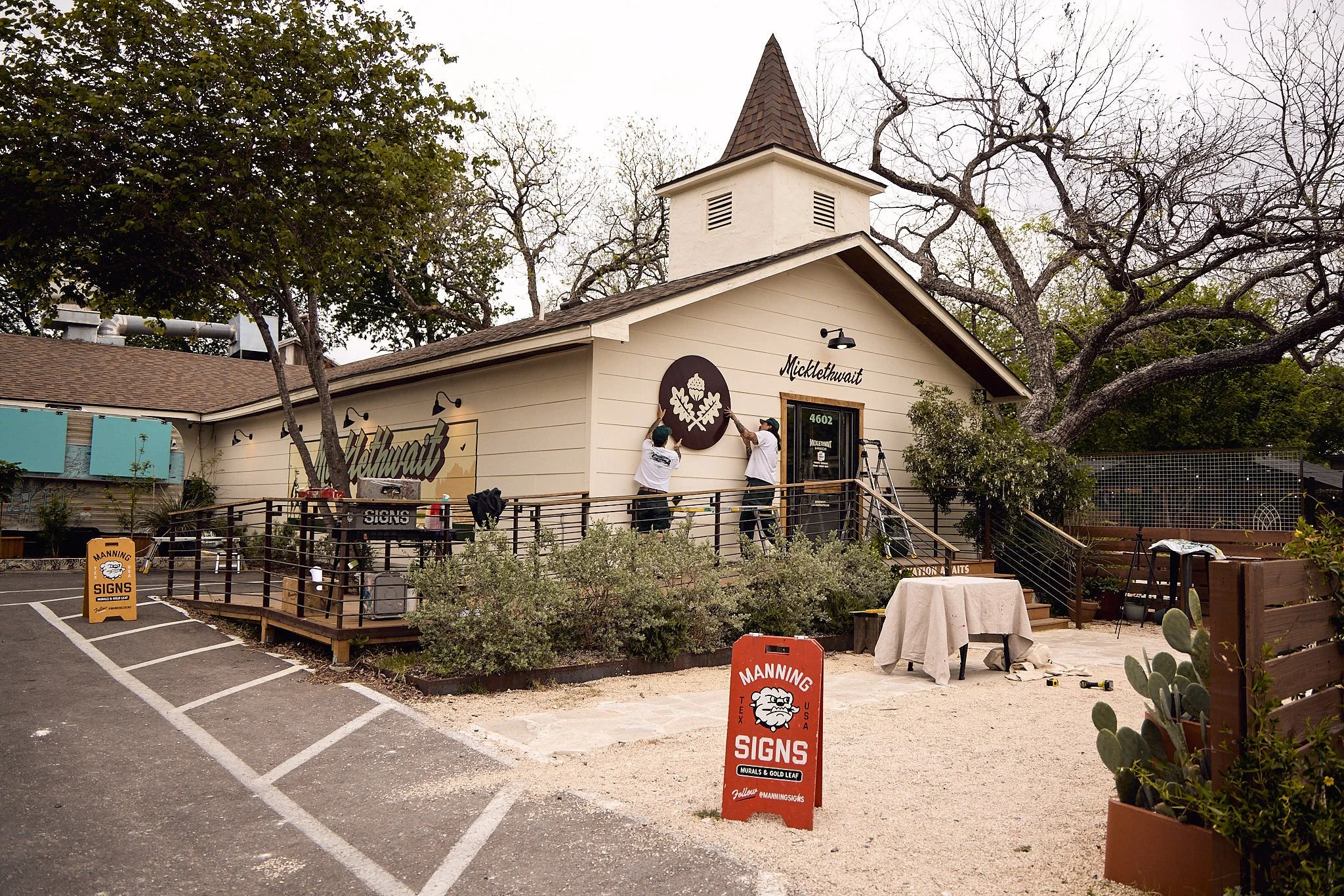 MANNINGSIGNS_Micklethwait_0265.jpg
