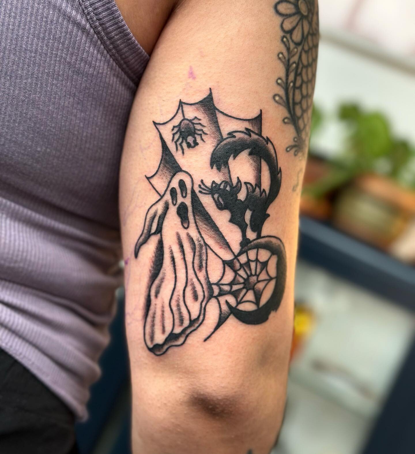 Friday the 13th-ish tattoo w/everything. Thanks Maria! 🥳🎂👻 #fridaythe13th #fridaythe13thtattoo #blackandgreytattoo #traditionaltattoo #spookytattoo #ghosttattoo #blackcattattoo #spiderwebtattoo