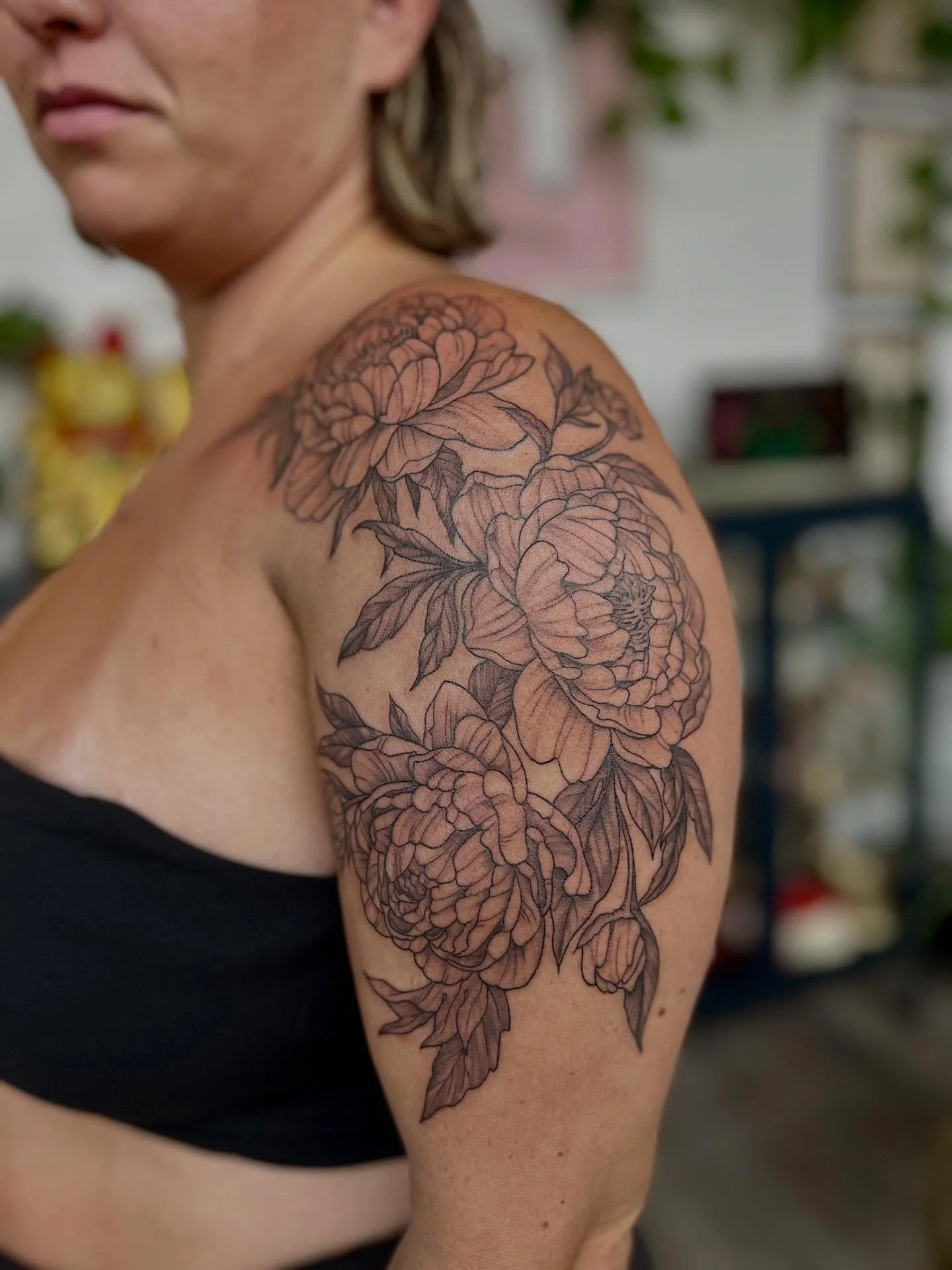 &bull;peonies for Andrea&rsquo;s first tattoo! she decided to go big and commit. Love to create flow and movement that works to your body and leaving opportunities to add on in the future. Excited to continue working on this project. Always down for 