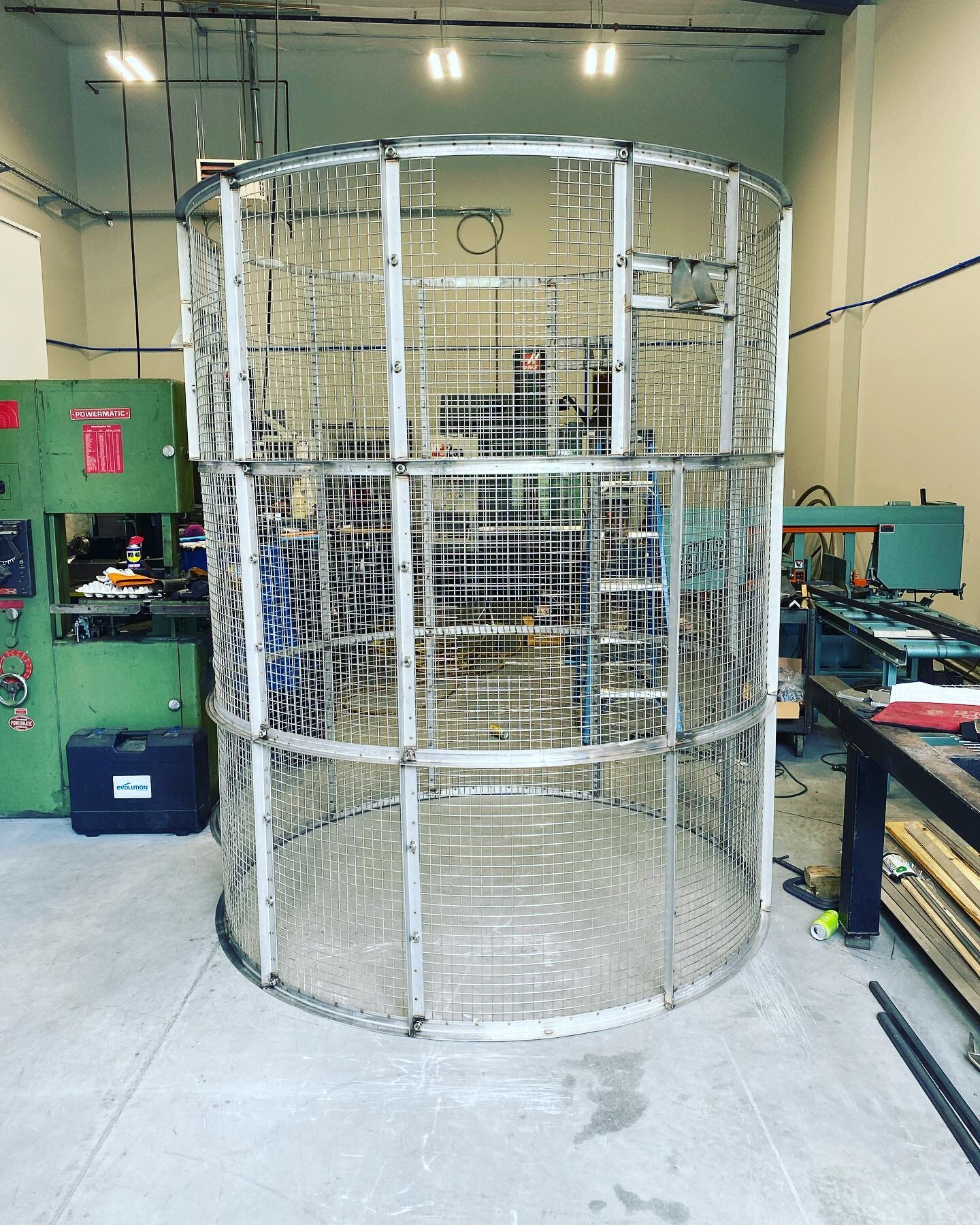 Stainless mesh cage to match the covers. Exited for a long weekend.
.
.
.
.
.
#stainless #fabrication #tigwelding