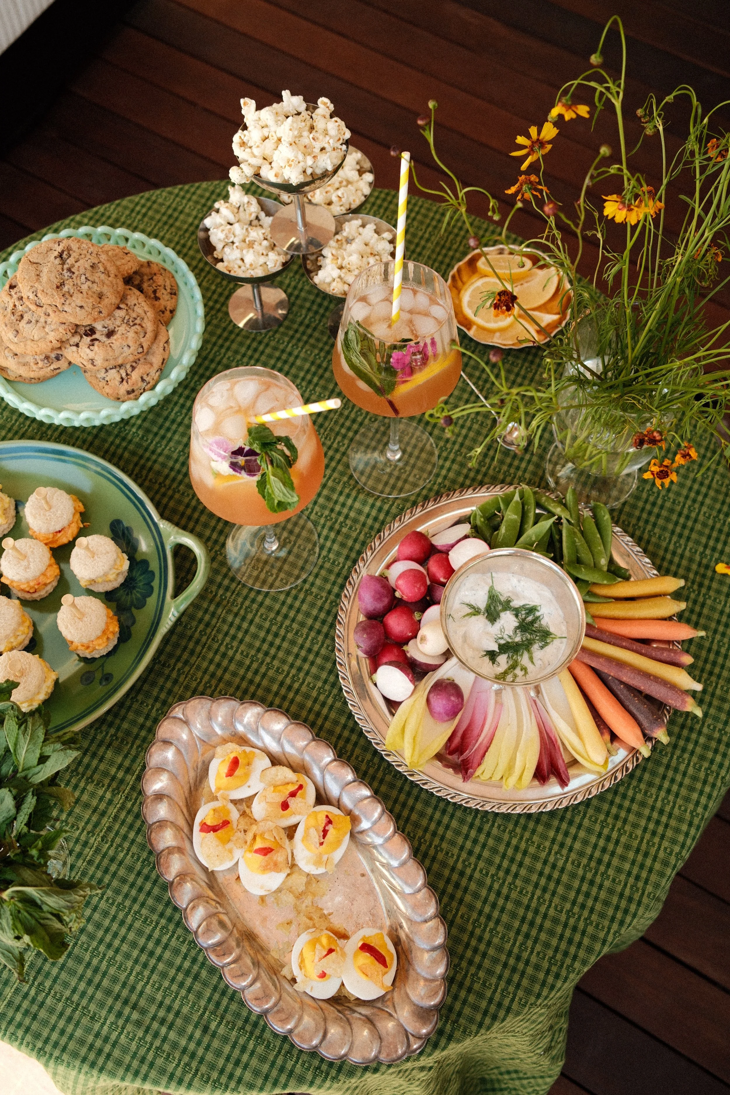 How to Host: Masters Watch Party (with a Menu, Recipes, &amp; Hosting Tips)