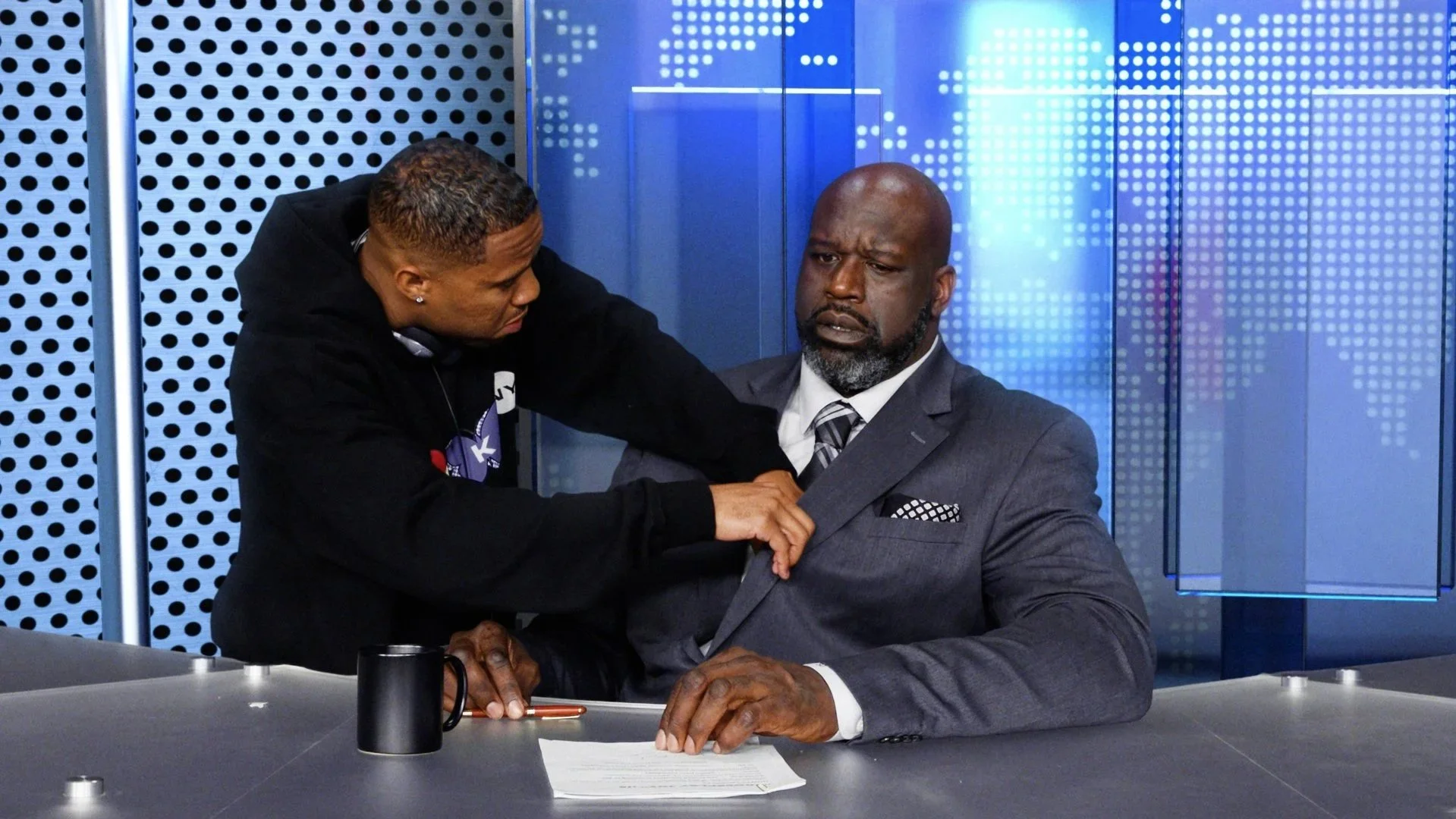 Crossplay Joy Frame 1.jpg