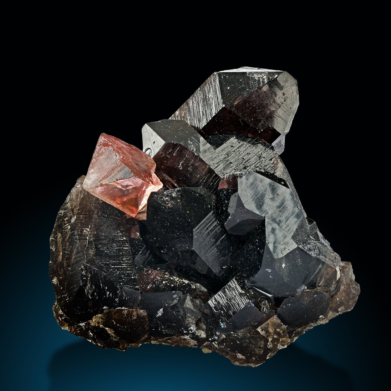 S21-0038_01_Fluorite & Smoky Quartz.jpeg