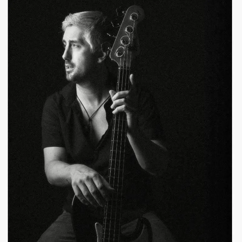 Hot Dish with Ian Kelly 