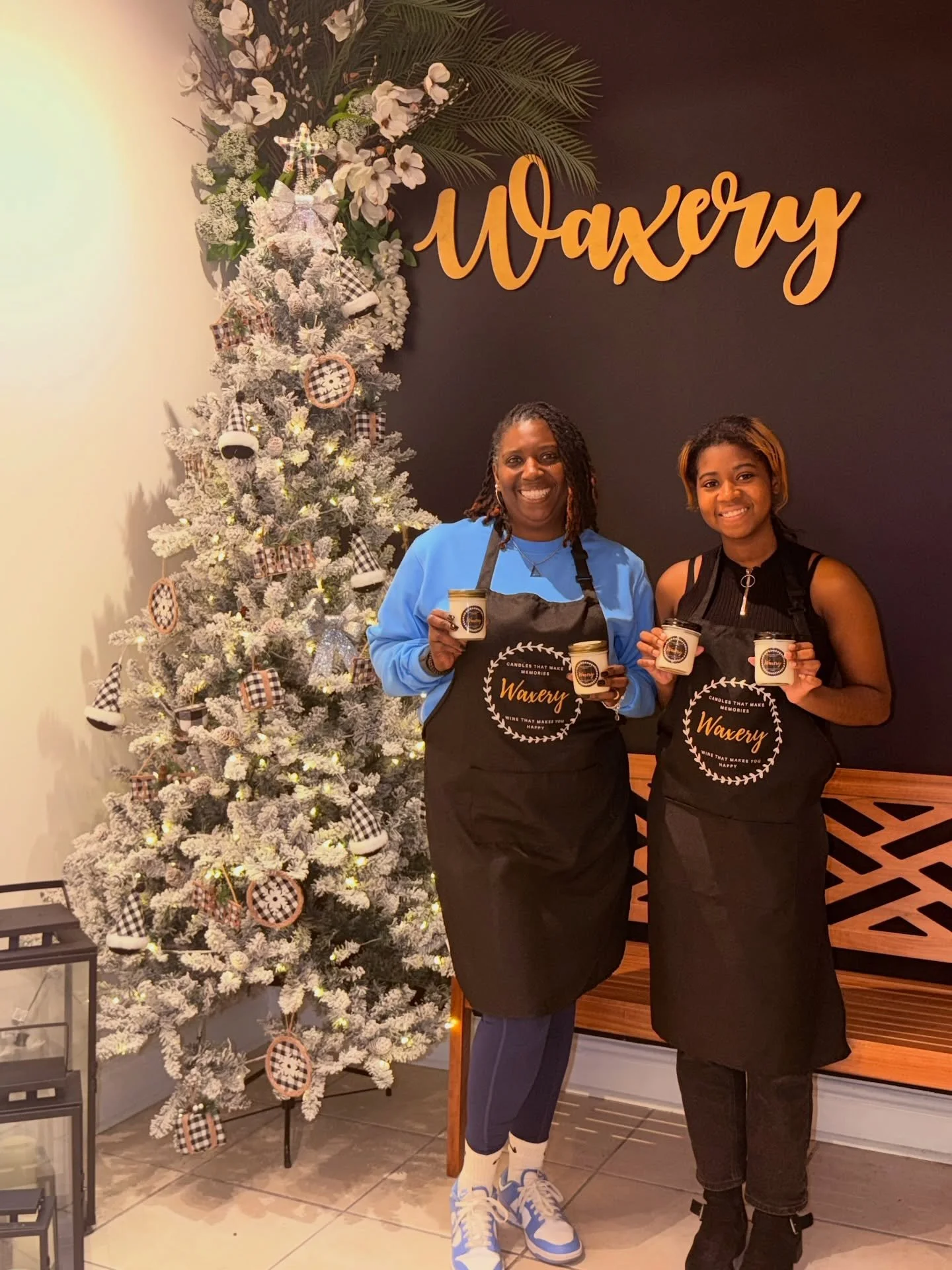Moments that turn into memories 🤍
Nothing sweeter than a mother&ndash;daughter day at Waxery&mdash;pouring candles, sharing laughs, and creating something beautiful together.

🕯️ Book your experience today

#Waxery #MotherDaughterDay #CandleMakingE