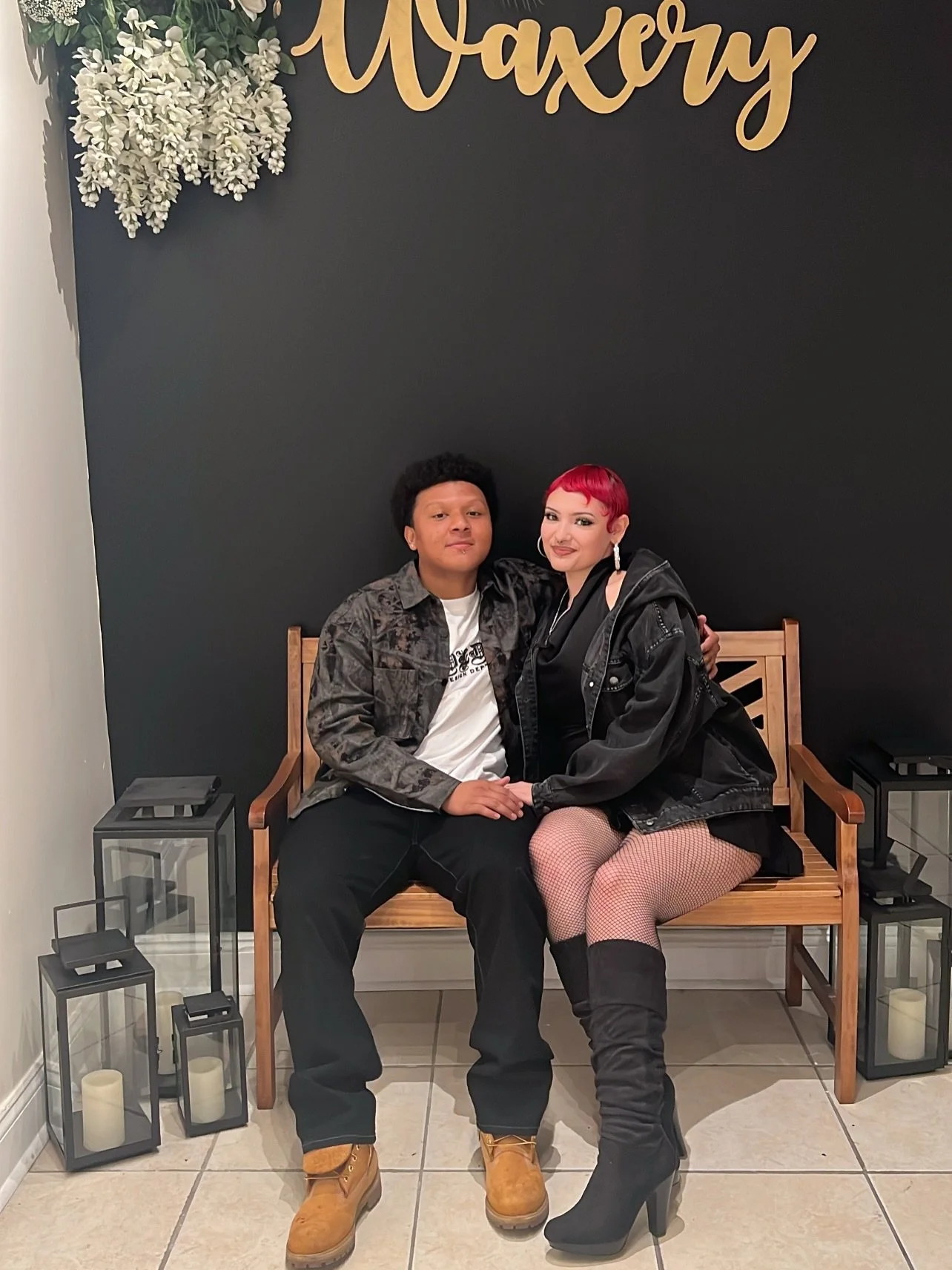 Date night, but make it unforgettable 🕯️✨
Pour candles, sip wine, laugh together, and create something that lasts longer than dinner reservations.

Looking for something different to do with your person? This is it. 💛

Book your couples experience 