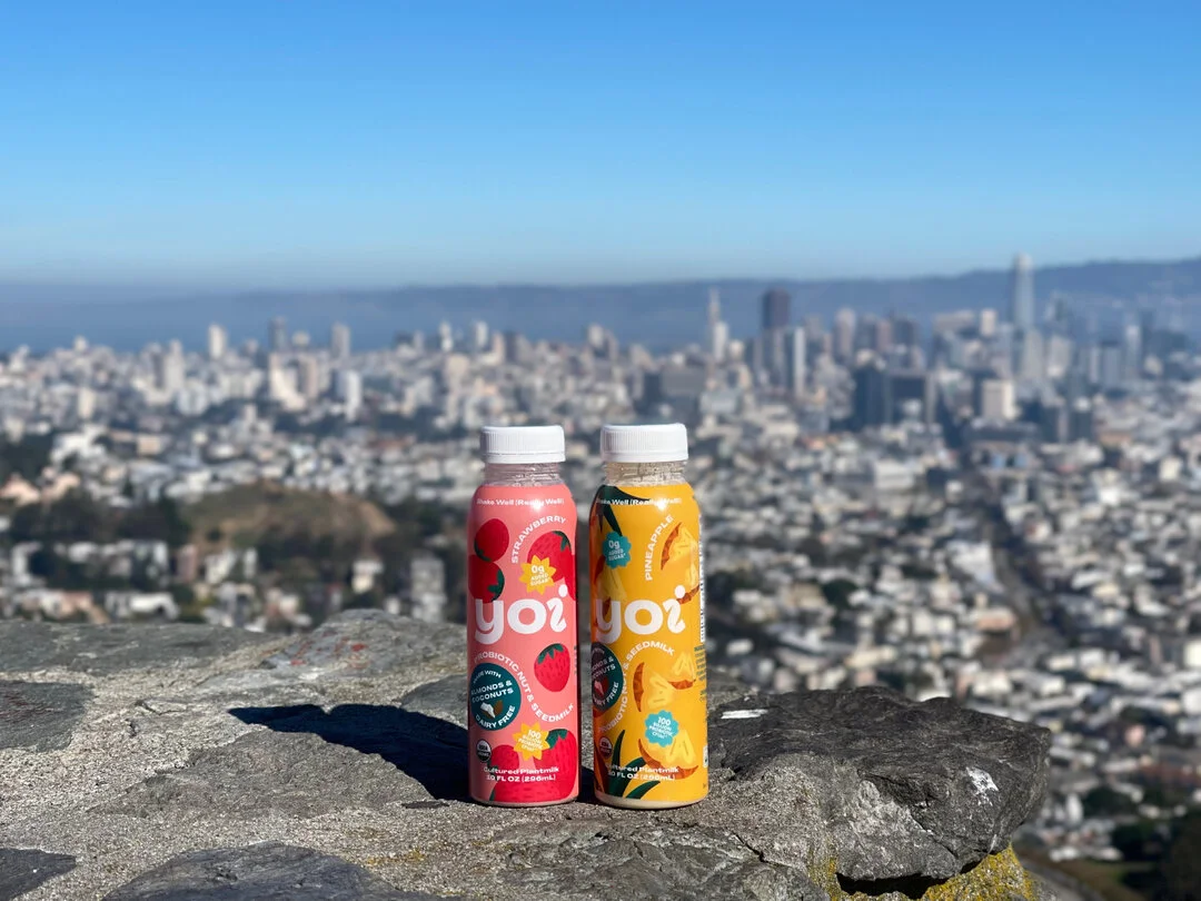 Bringing some tropical vibes to the season. 🥥🍓🍍