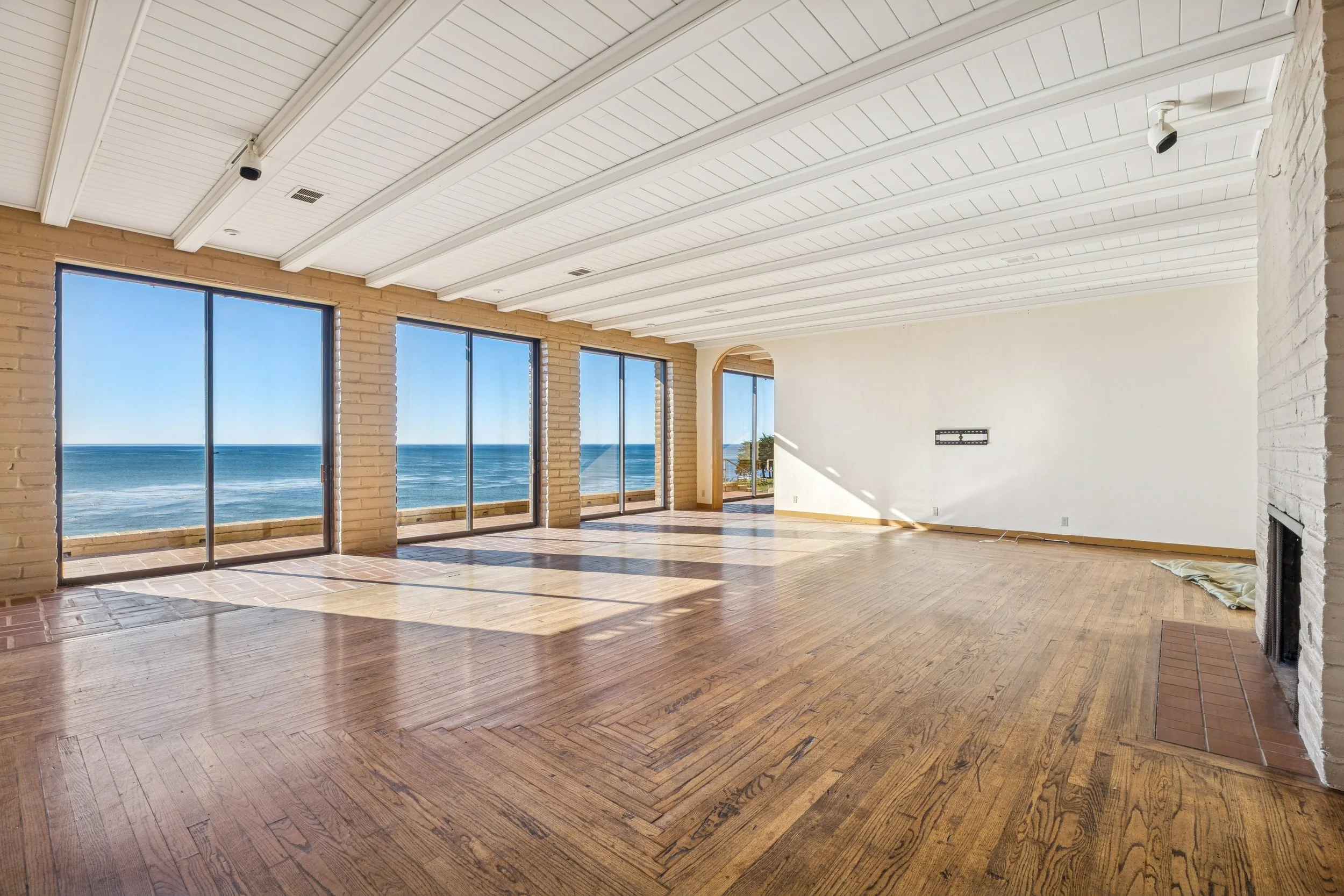 129 Park Place PS Interior-1.jpg