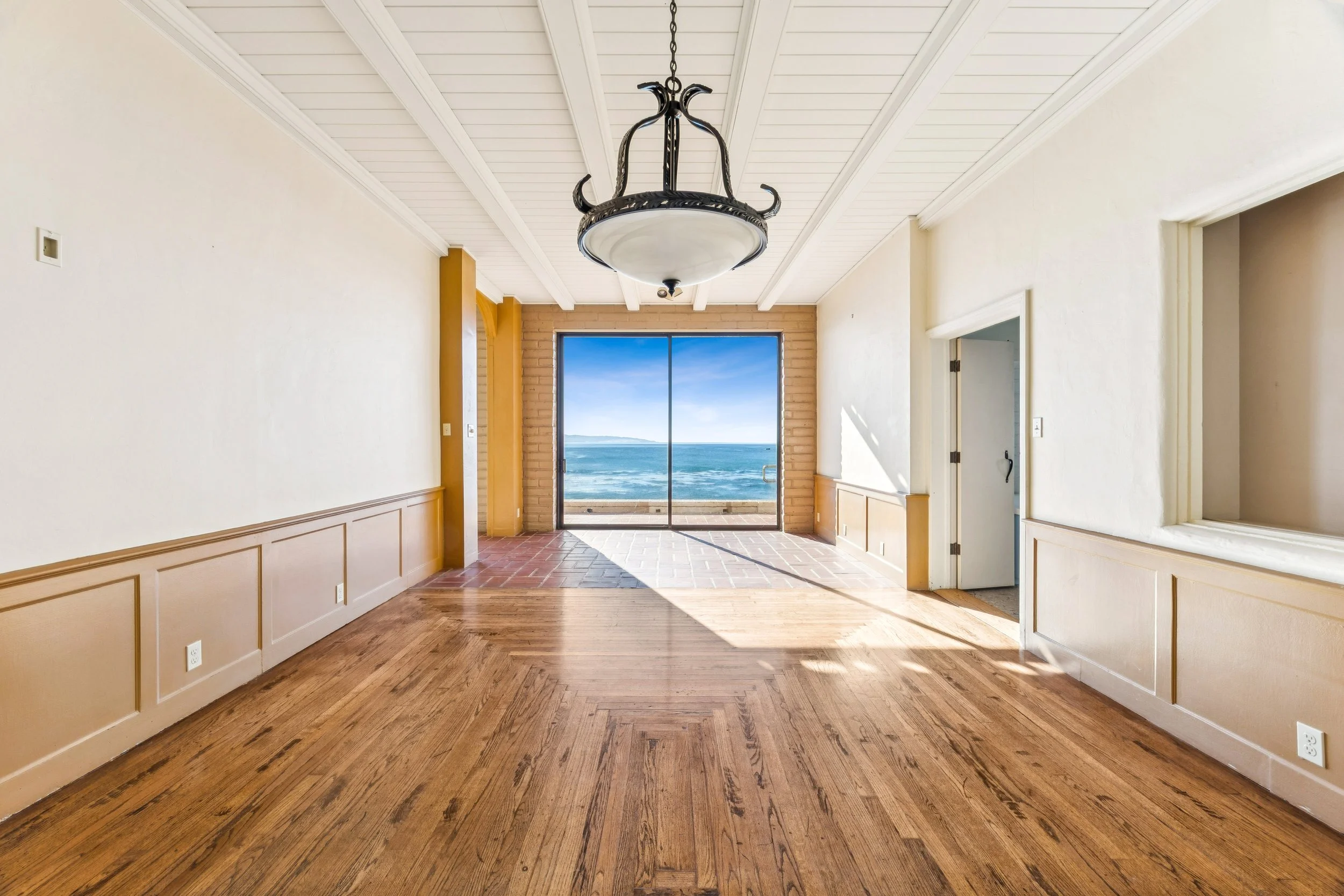 129 Park Place PS Interior-5.jpg