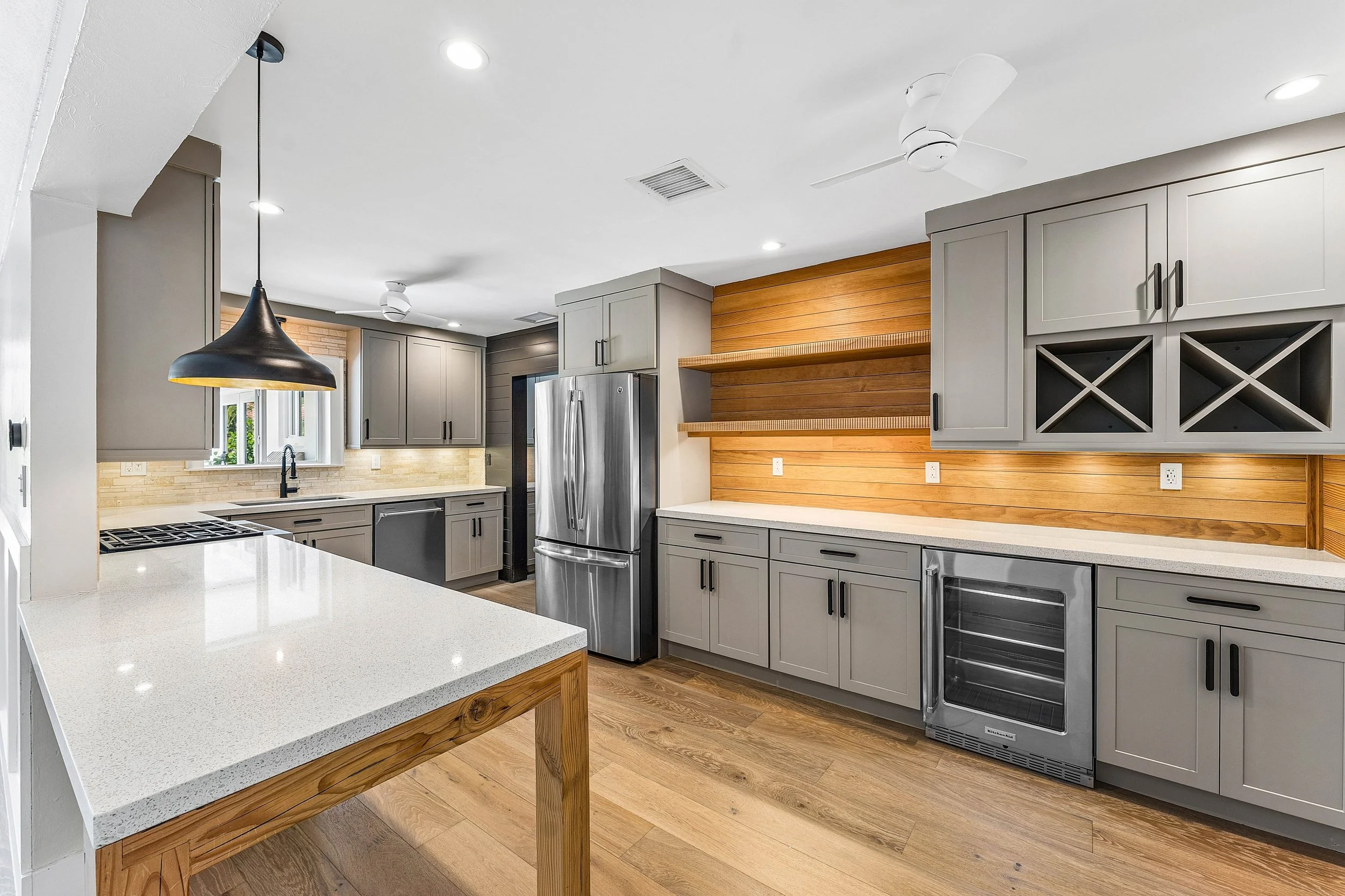 008-3420Northeast17thTerrace-OaklandPark-FL-33334-SMALL.jpg