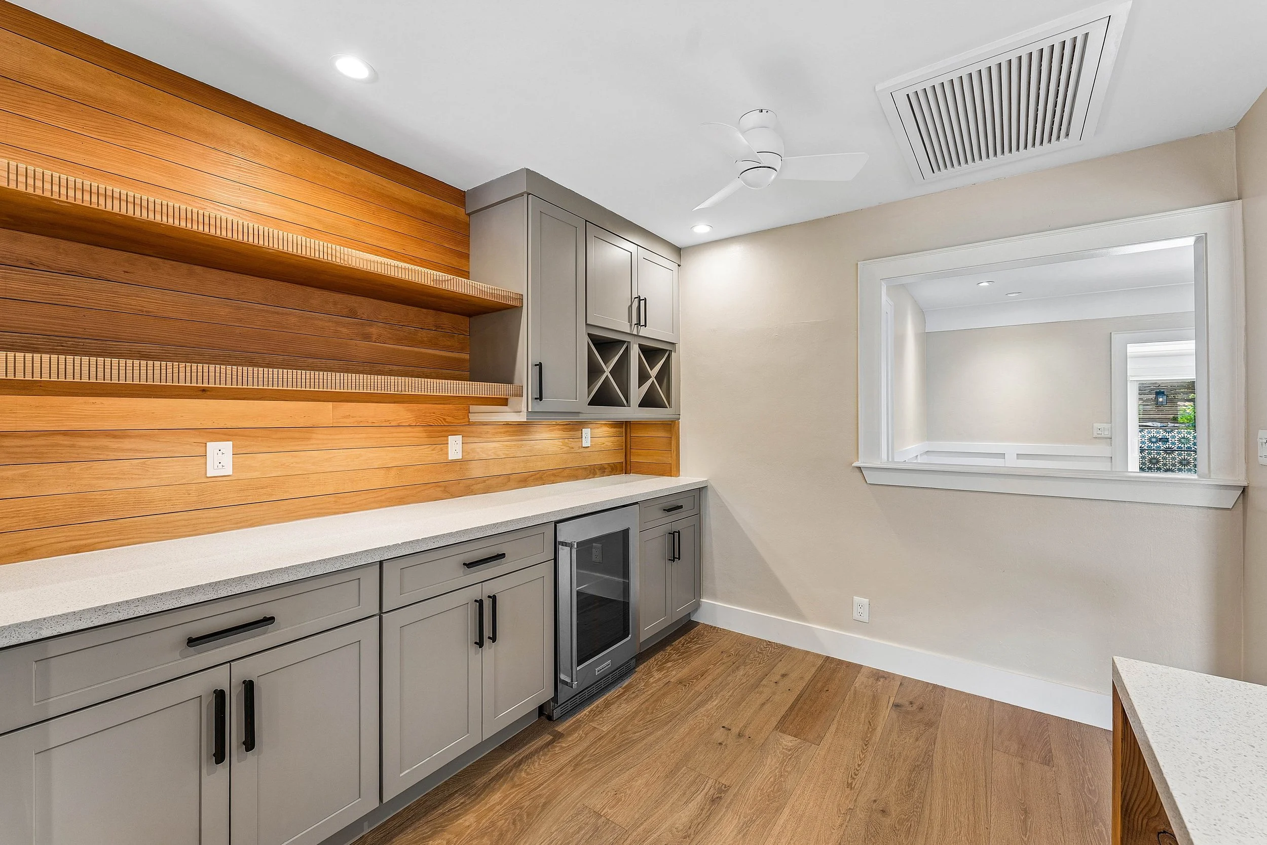 005-3420Northeast17thTerrace-OaklandPark-FL-33334-SMALL.jpg