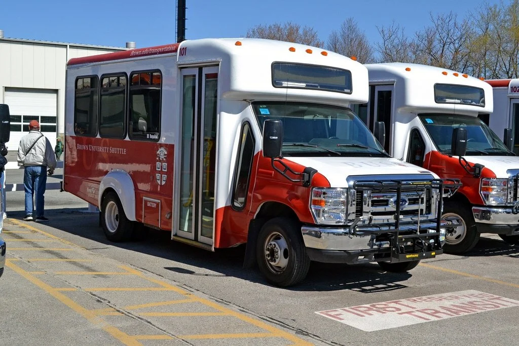 4 Tips to make Lifelong Friends on the Brown Shuttle