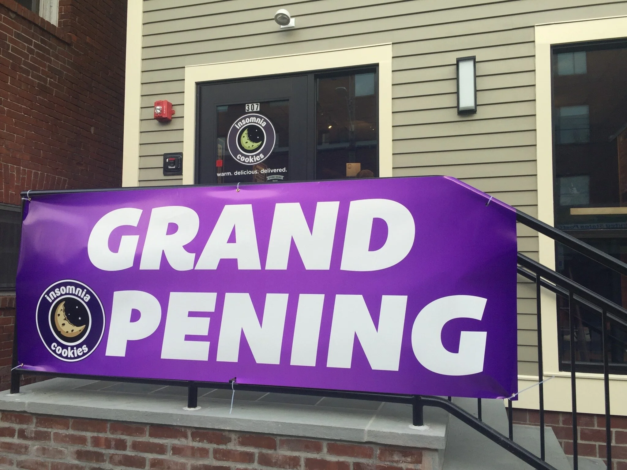 Insomnia Cookies Opens on Thayer