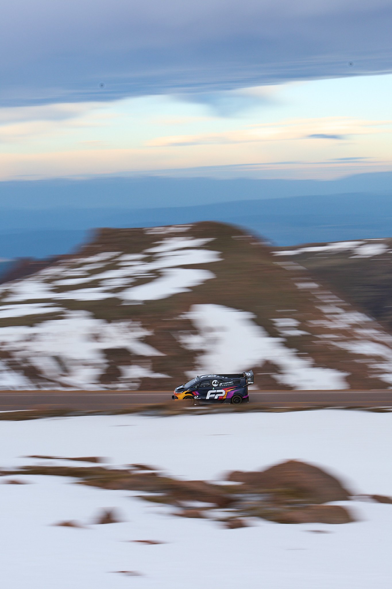 Pikes Peak 2309-05-24_2295.jpg