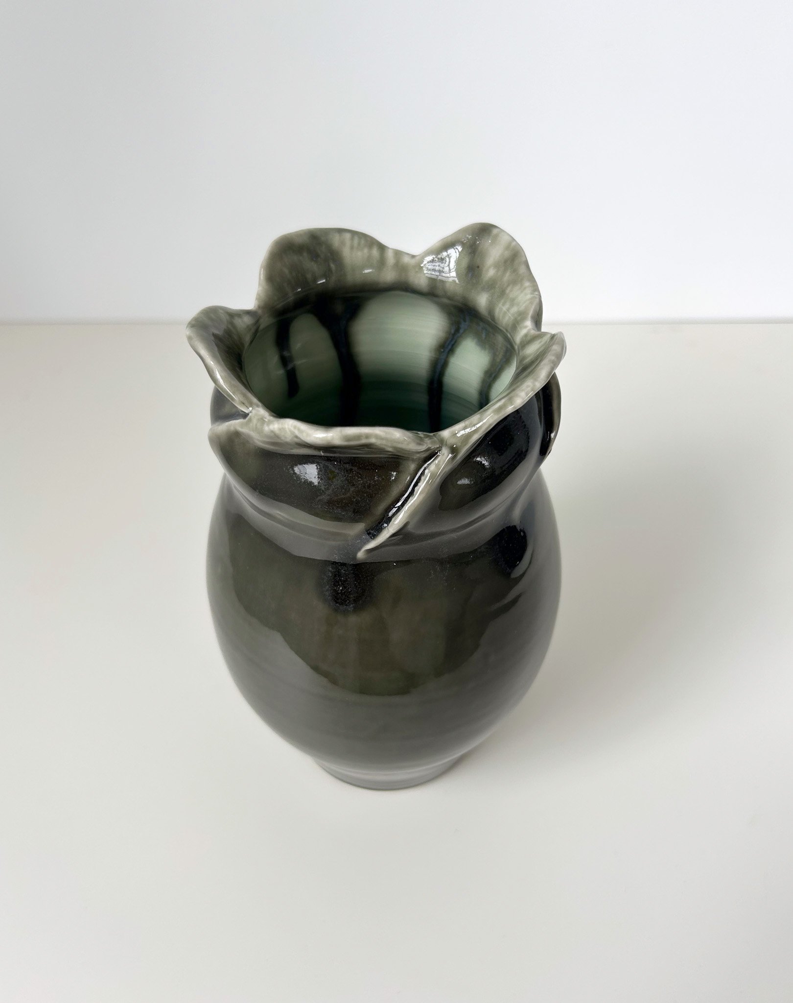 leafvase4top.jpg