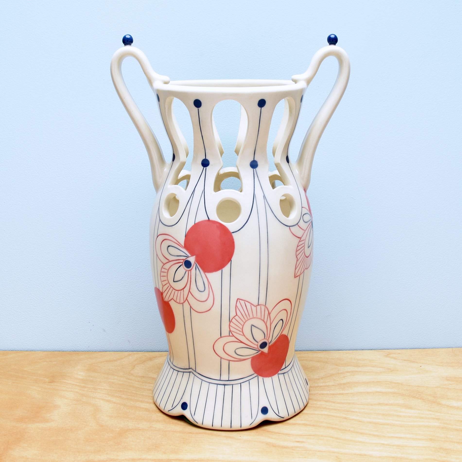 Vase Red I.jpg