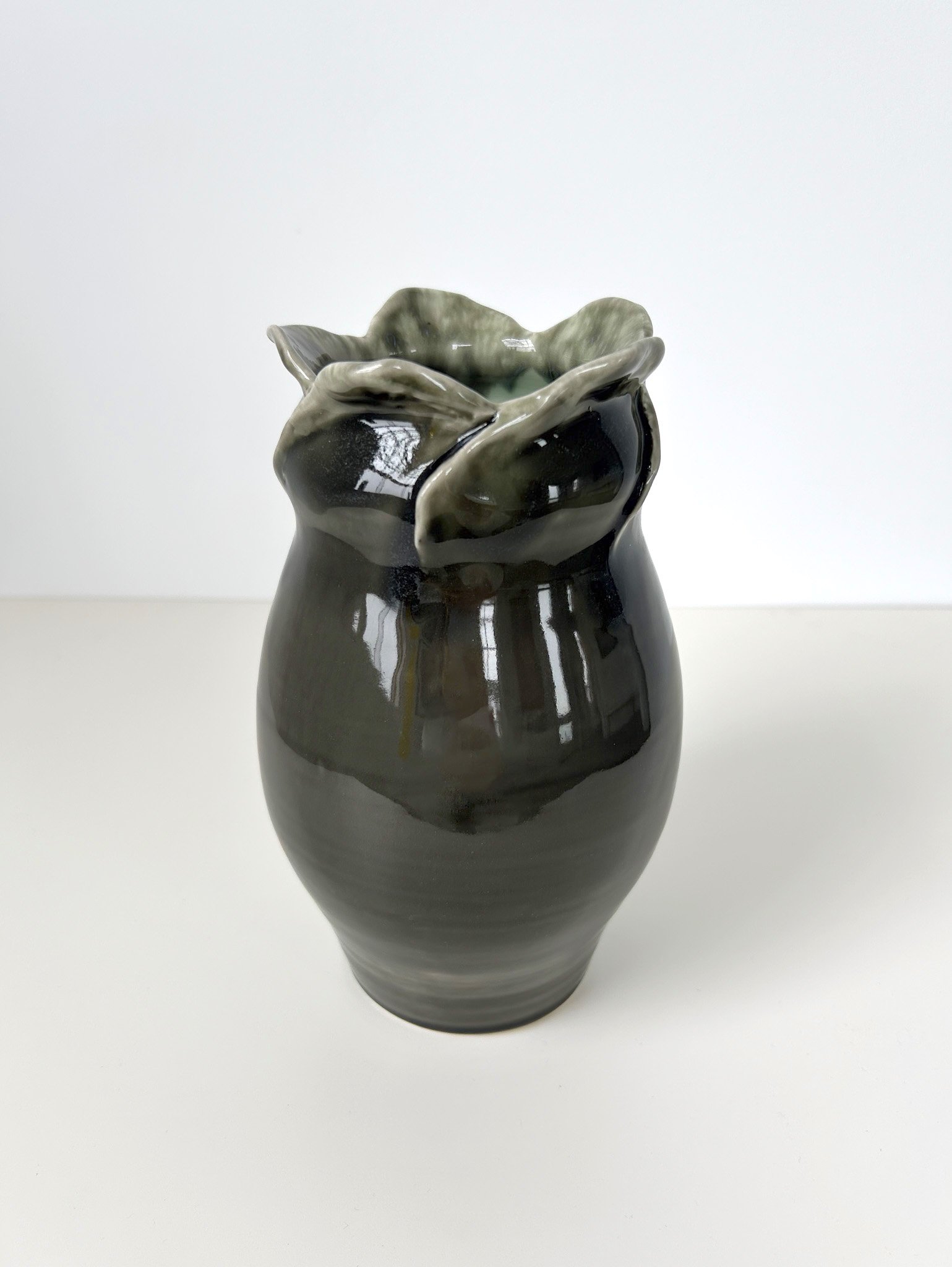 Leaf Vase no. 4