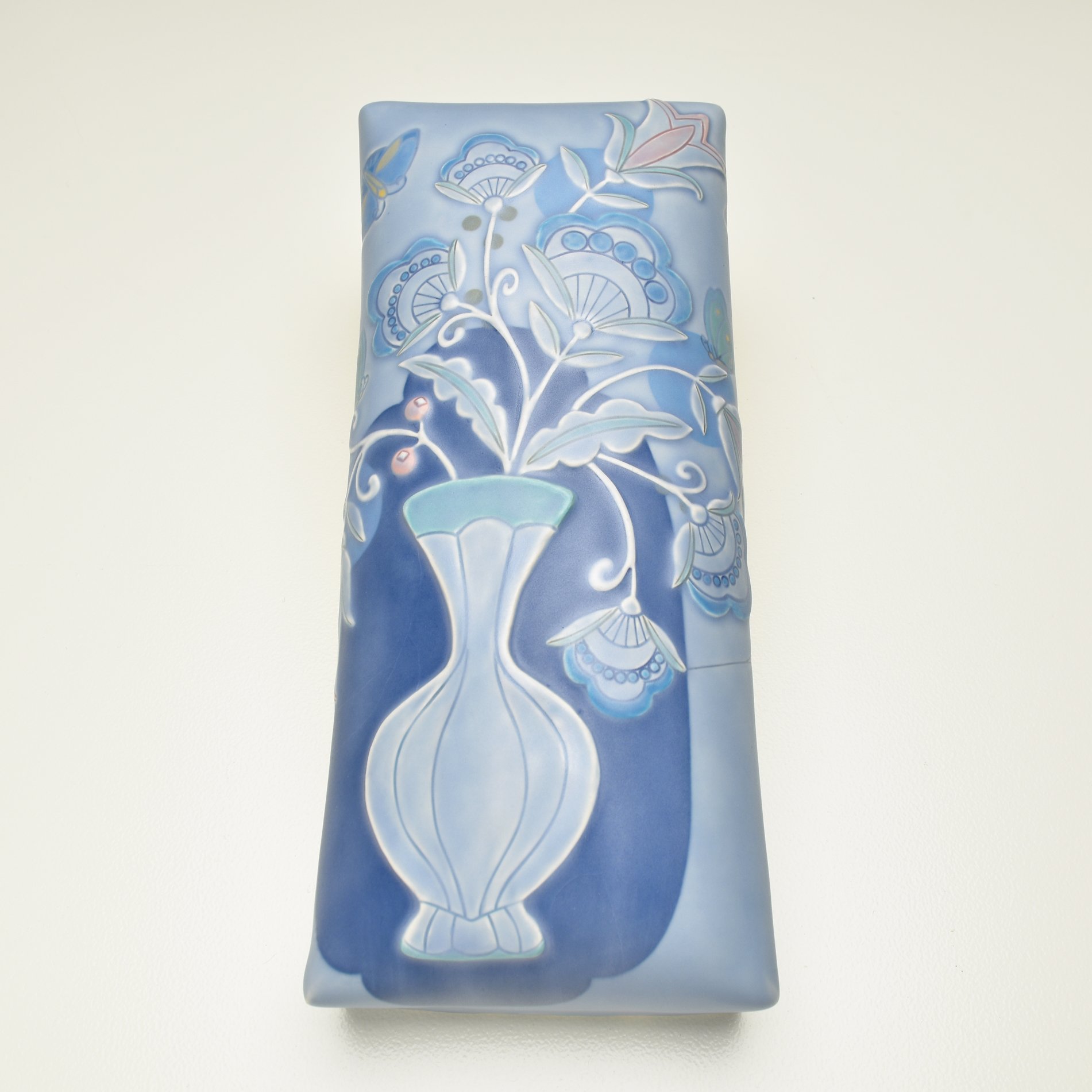 Pillow tall Peri III.jpg