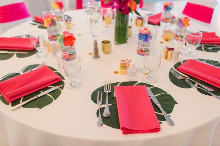 monstera leaves at place setting! Tropical decor tables cape  .jpeg