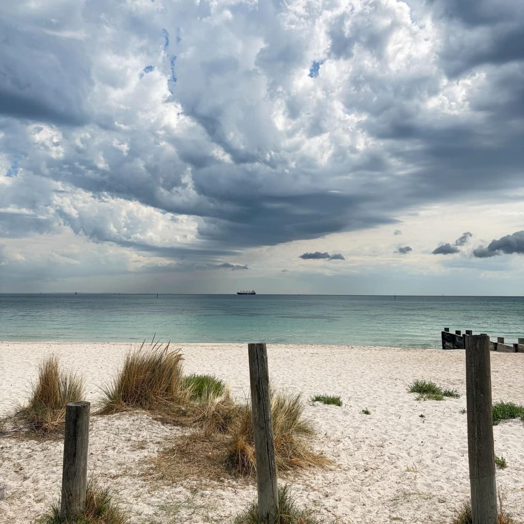 The healing comes from letting there being room for all of this to happen: room for grief, for relief, for misery, for joy.

-	Pema Chodron.

In our Healing Meditation with Sound classes, everything is welcome. 

Show up as you are.

Be guided to rel