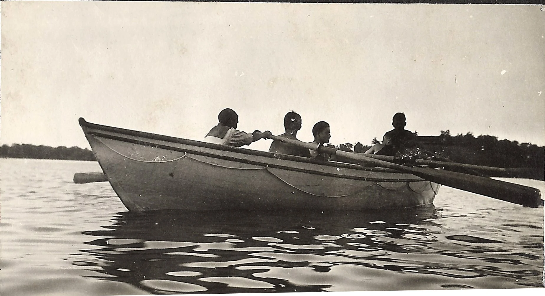 1910s - Campers in a rowboat