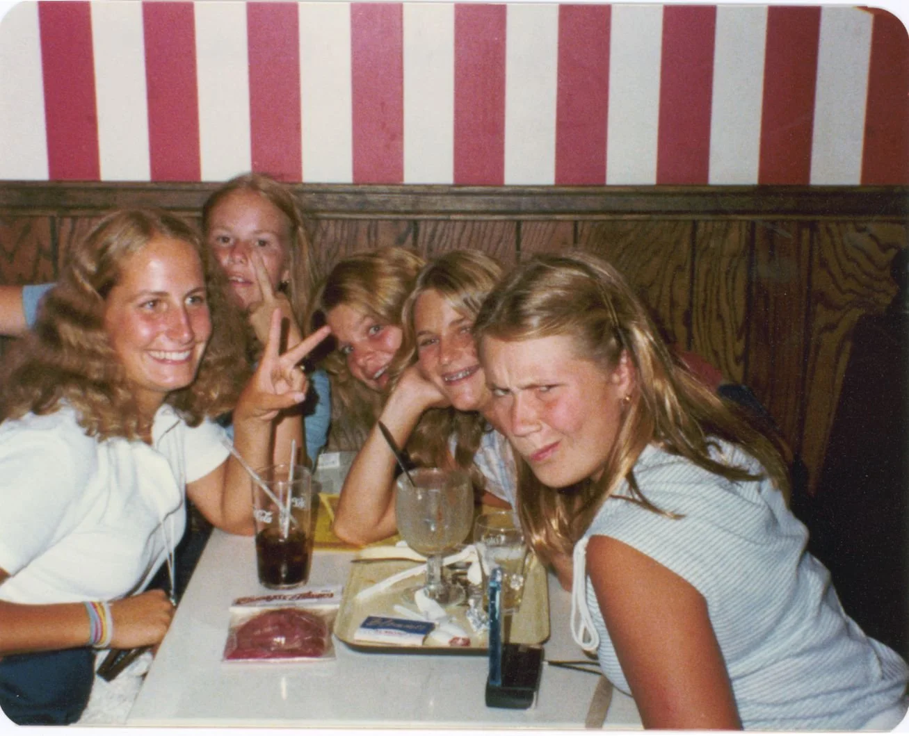 1979 - Girls SDP Night Out at Farrell's