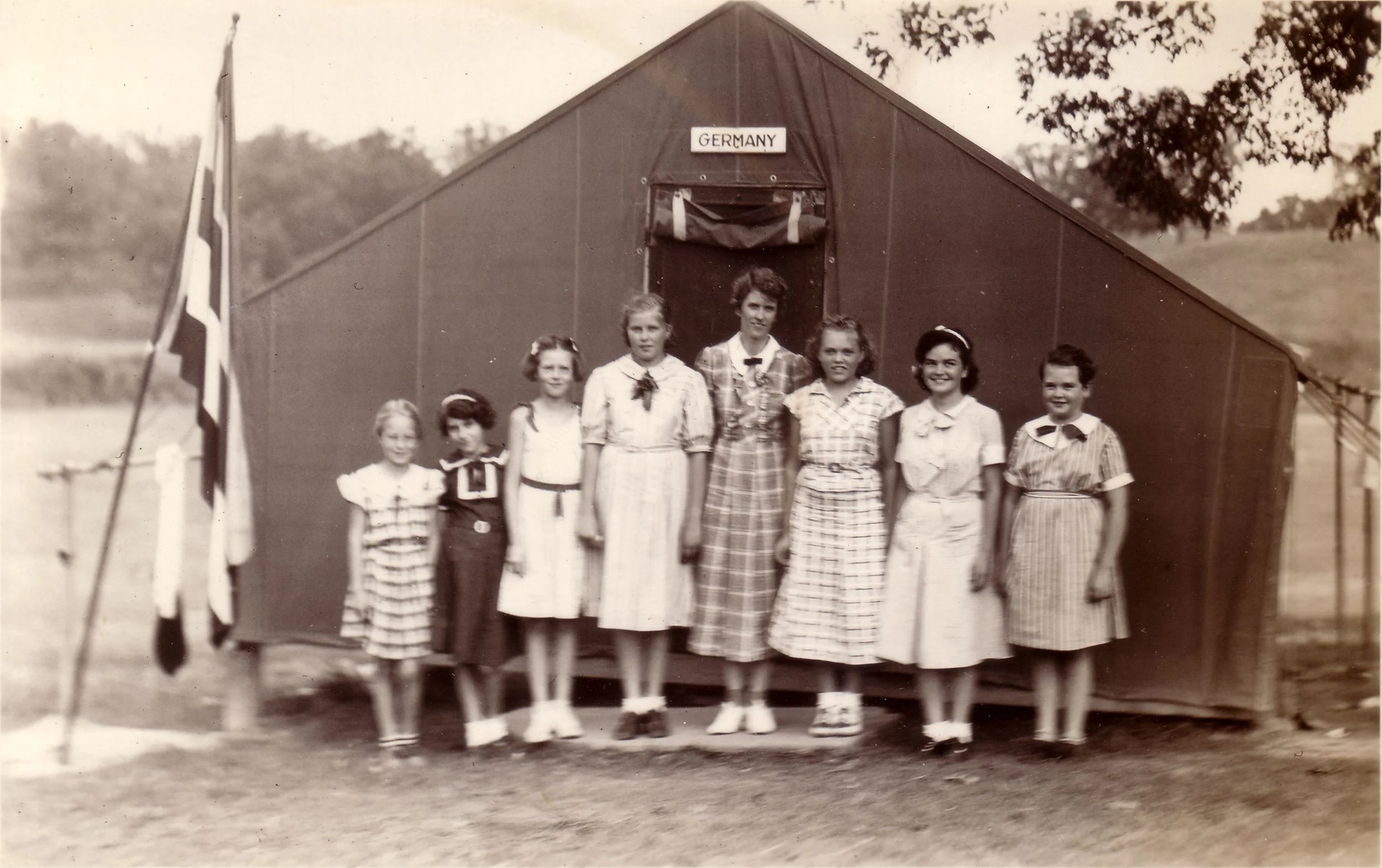1935 - Germany Tent Photo