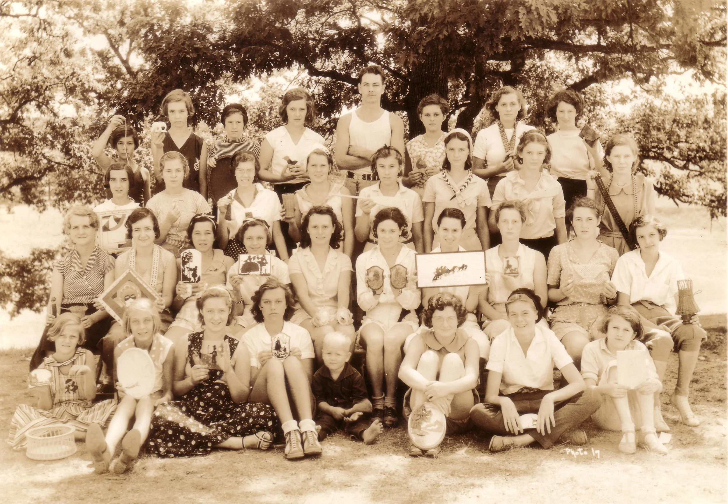 1930s - Girls Handicraft