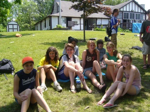 2006 - Group photo on the Side of the Hill