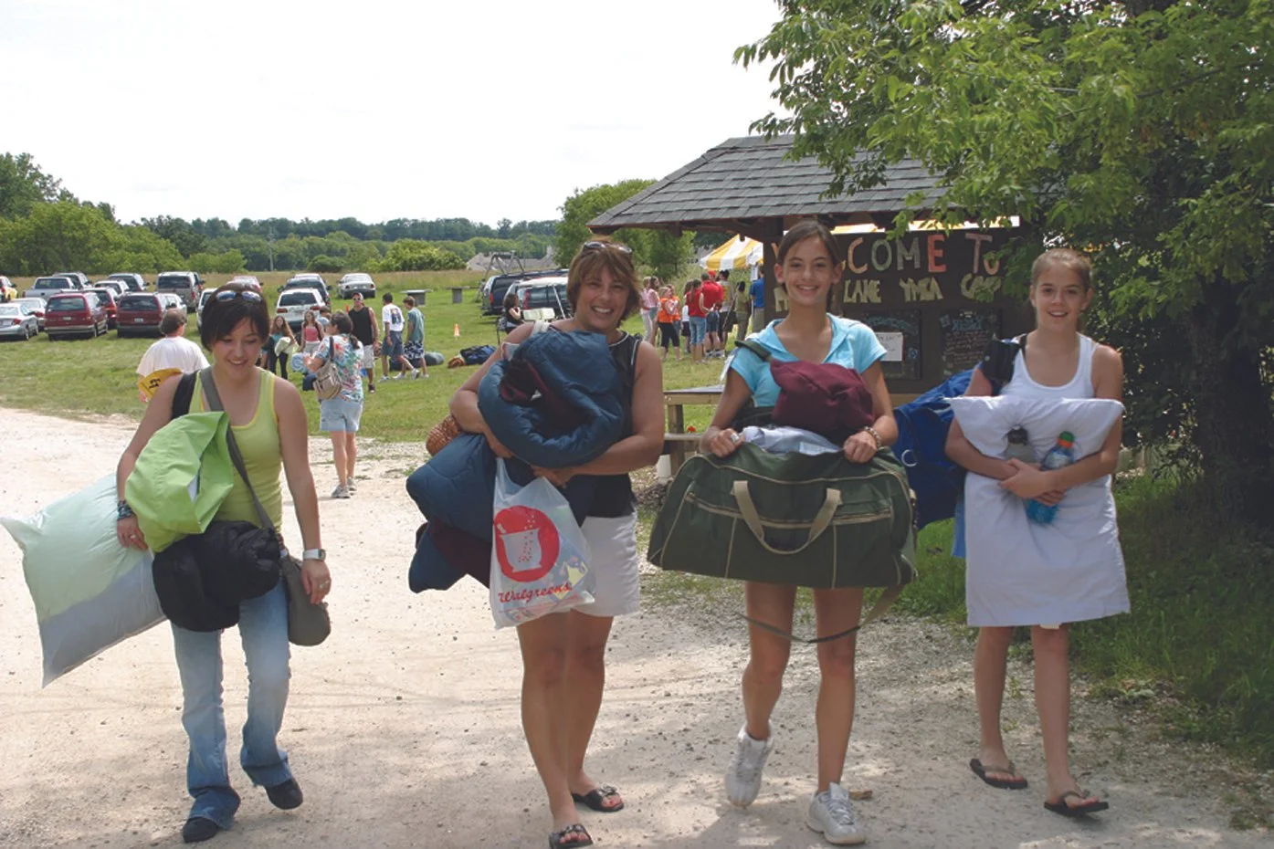 June 2004 - Camper Check-In