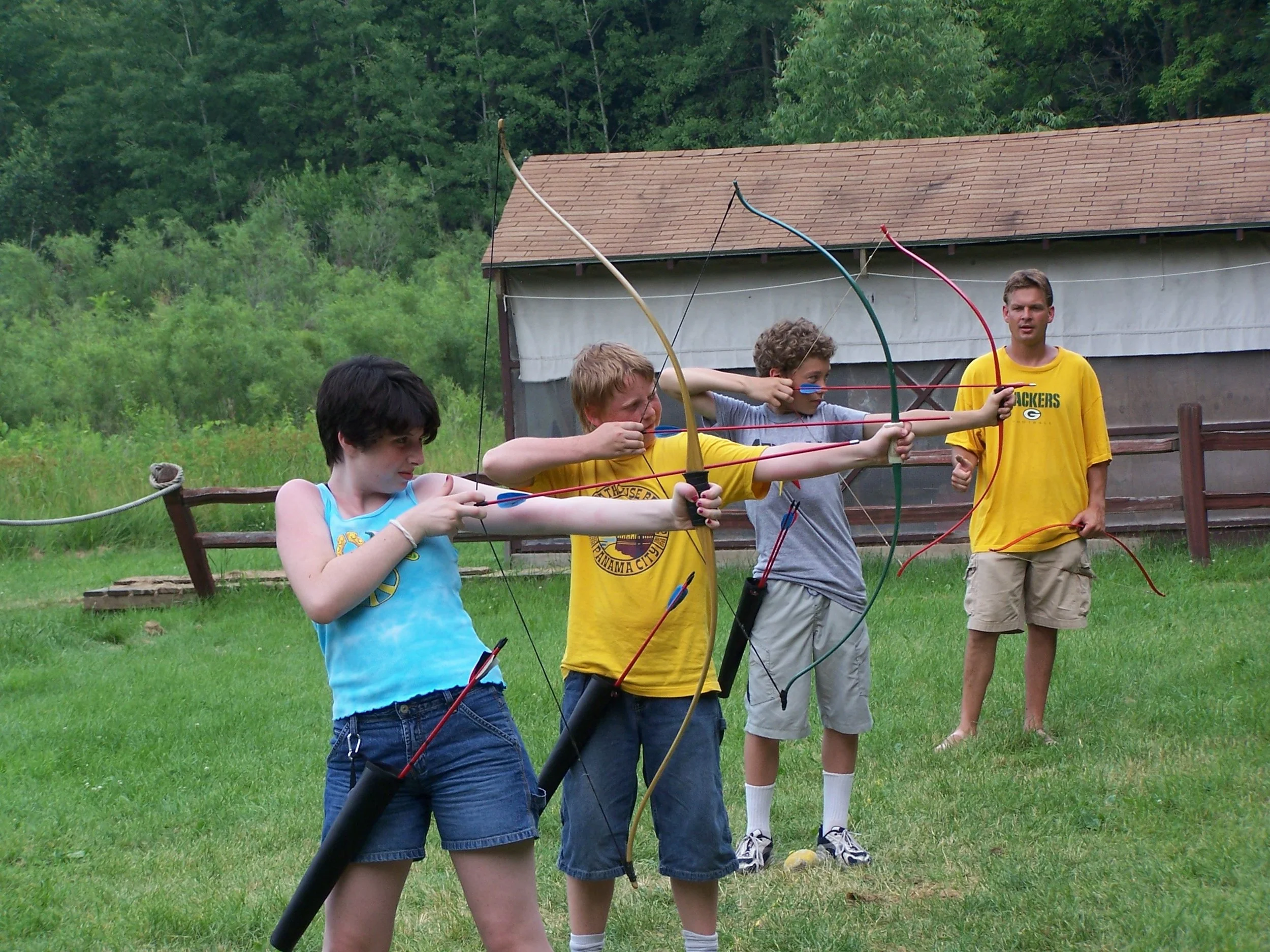 Coed 2 2005 - Campers shoot some arrows on the Archery Range