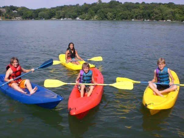 2007 - Campers kayaking in the lake