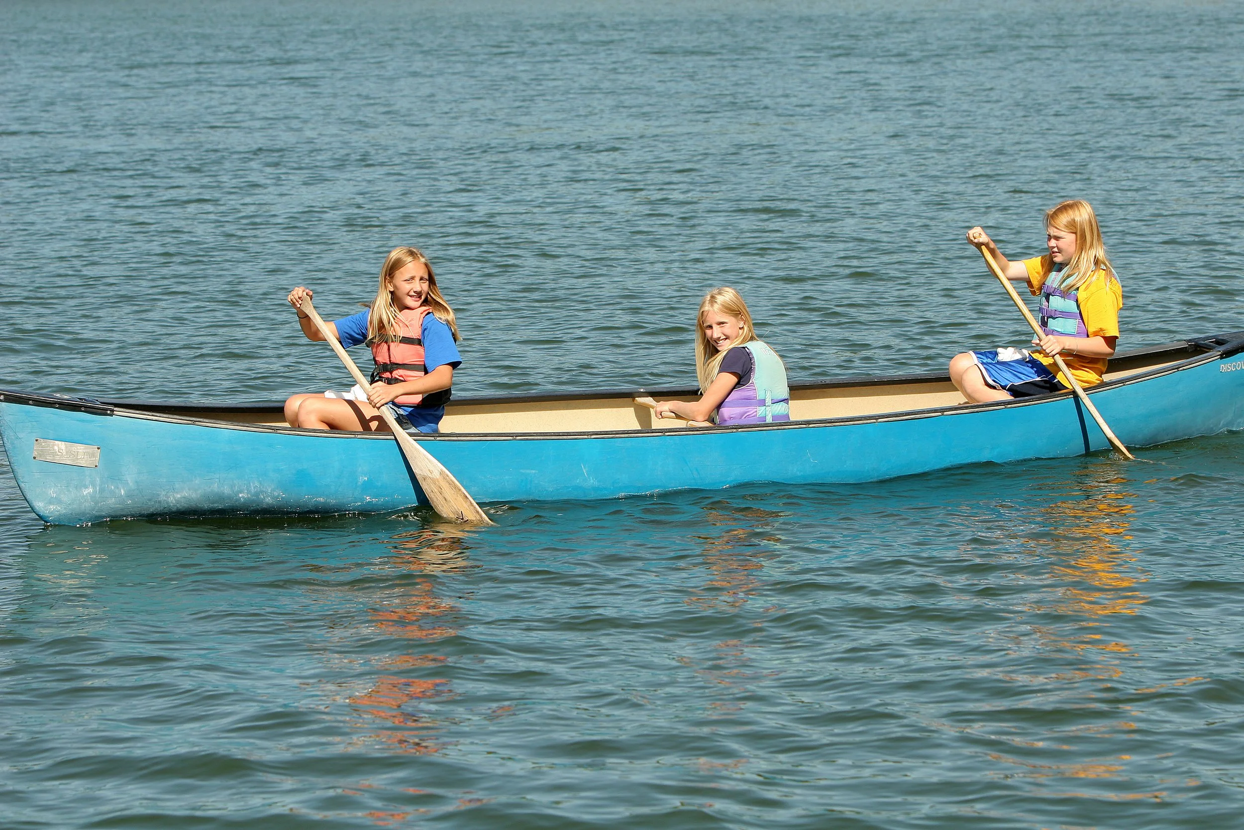 July 2005 - Campers canoe out on the lake