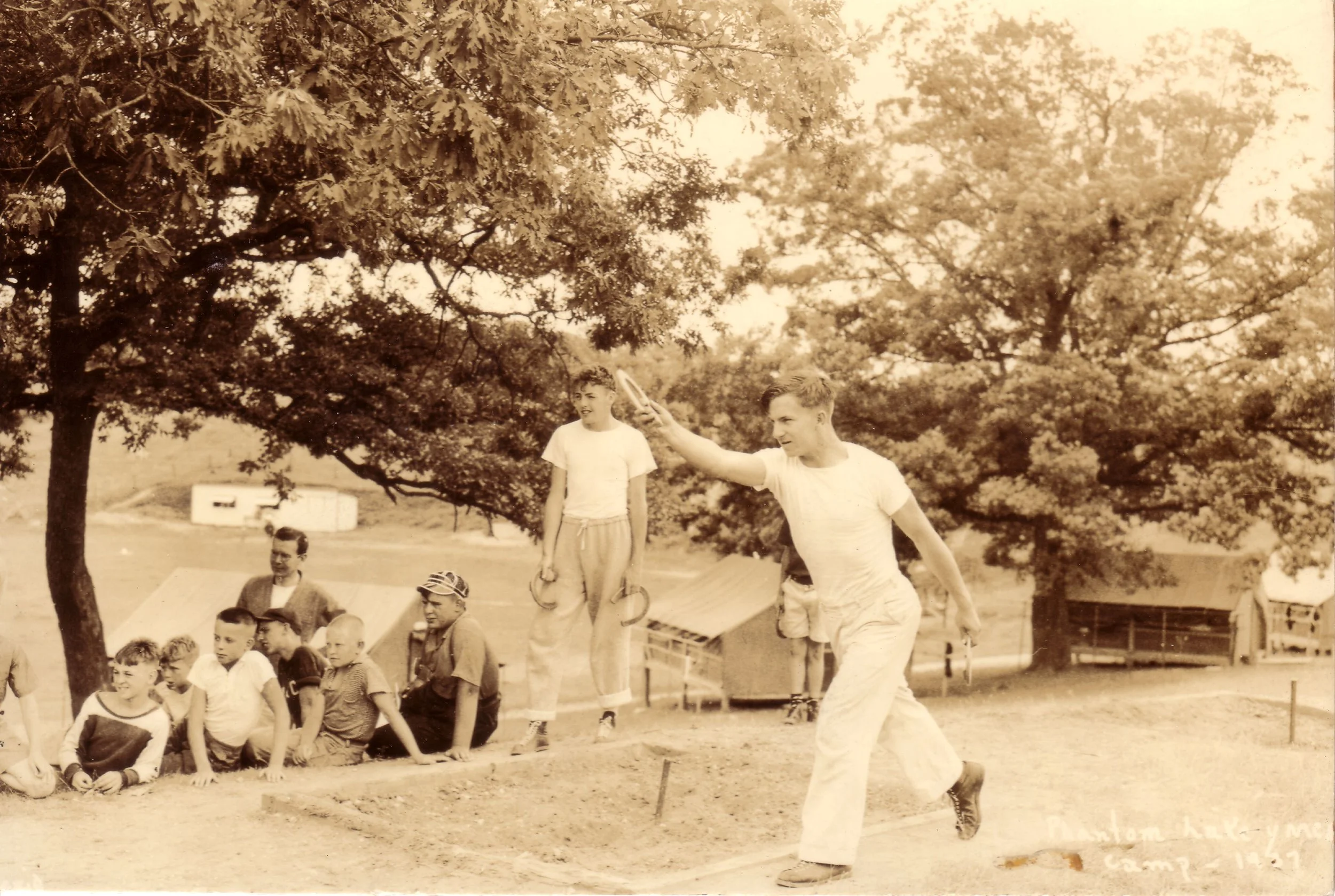 1937 - Boys playing horseshoes