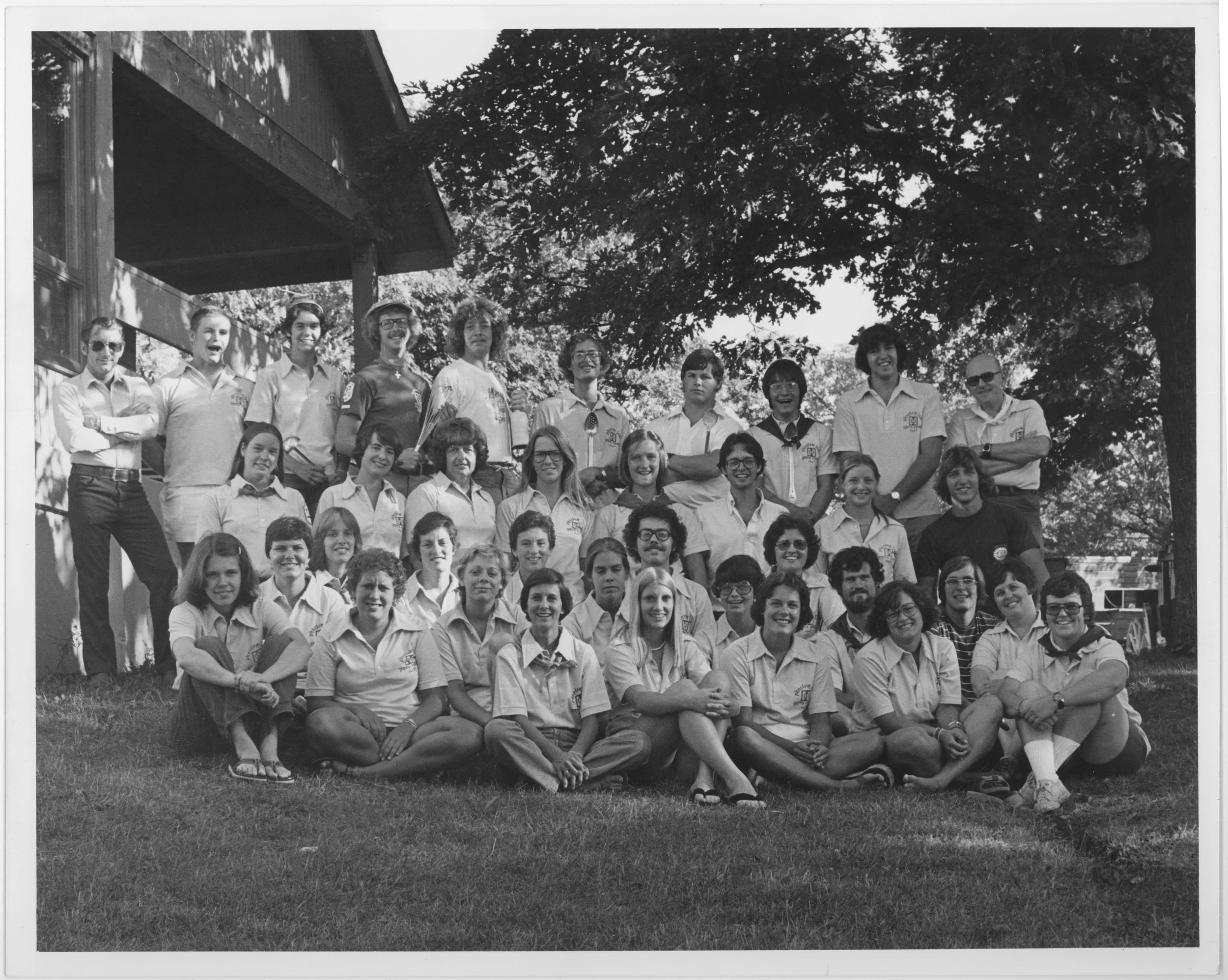 1977 - Girls Staff Photo