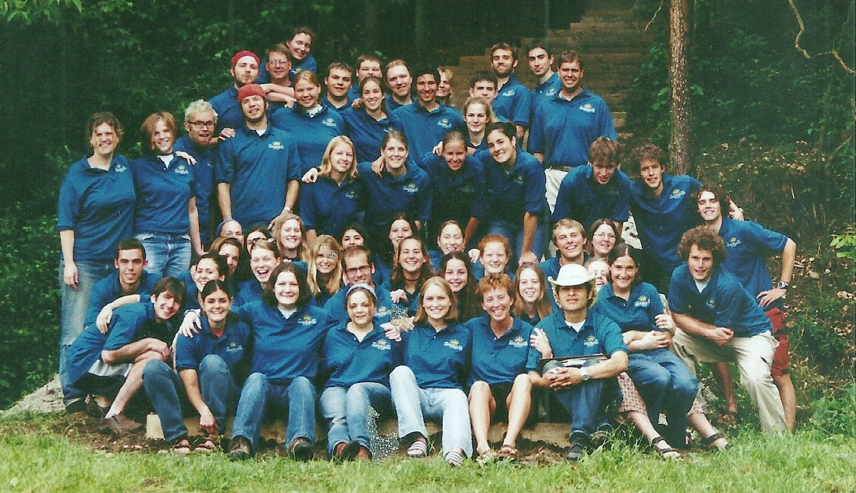 2002 - Staff Photo