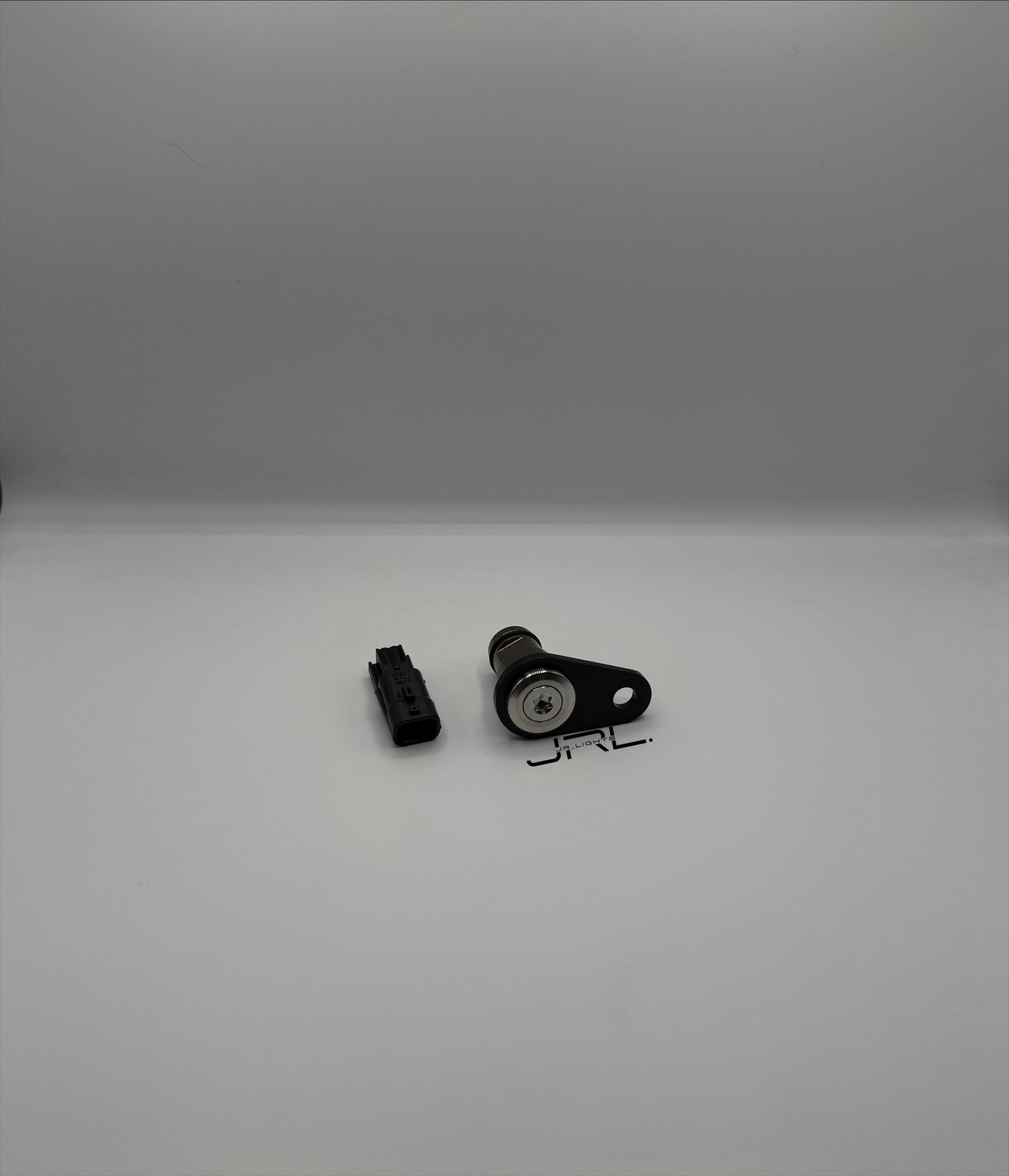 JRL VR30 Oil Block Off Plate + Connector