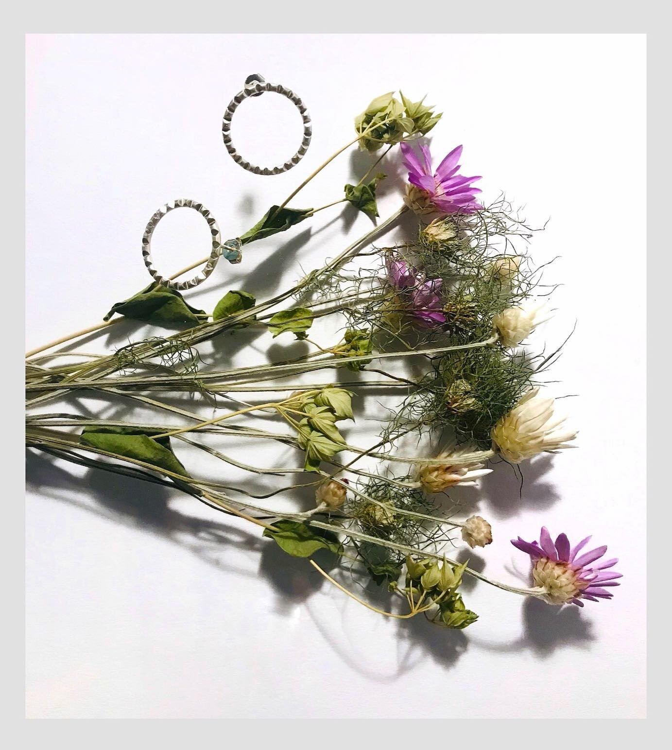 Simple statements.

#handmade #jewelry #goldsmith #custommade #handemadejewelry #handgemacht #jewelrydesign #sterlingsilver #sterlingsilber #sterlingsilverjewelry #workbench #onthebench #goldsmith #goldschmieden #happiness #inspiration 
#preciousmeta