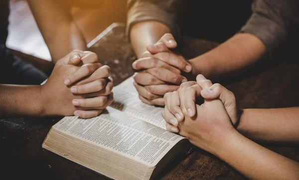 How do we pray? 