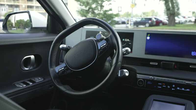 Bliq - driverless cars (DW)