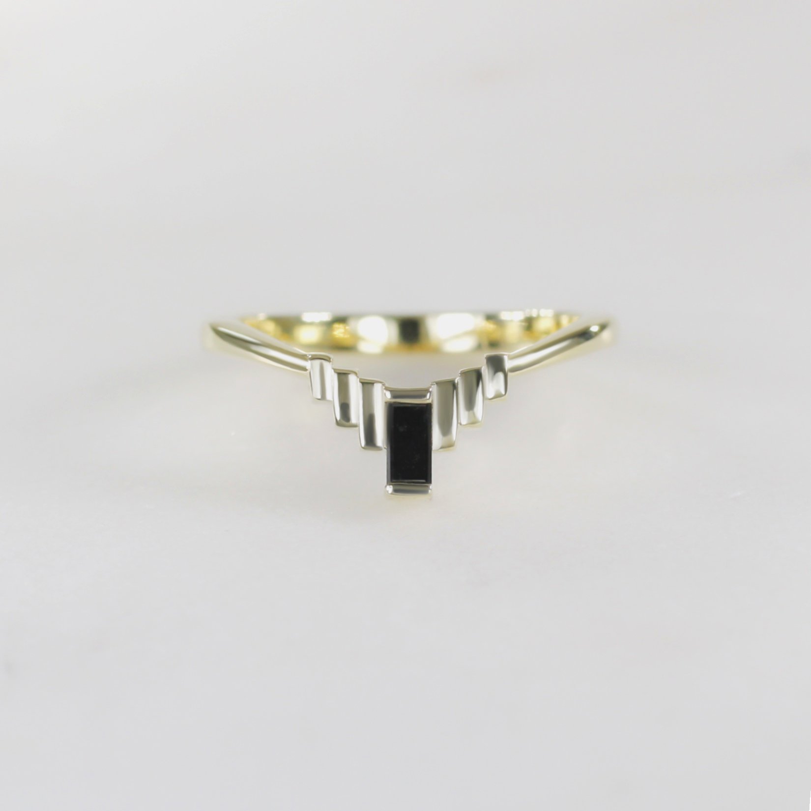 Petite Diamond Baguette Ring – Argent & Asher