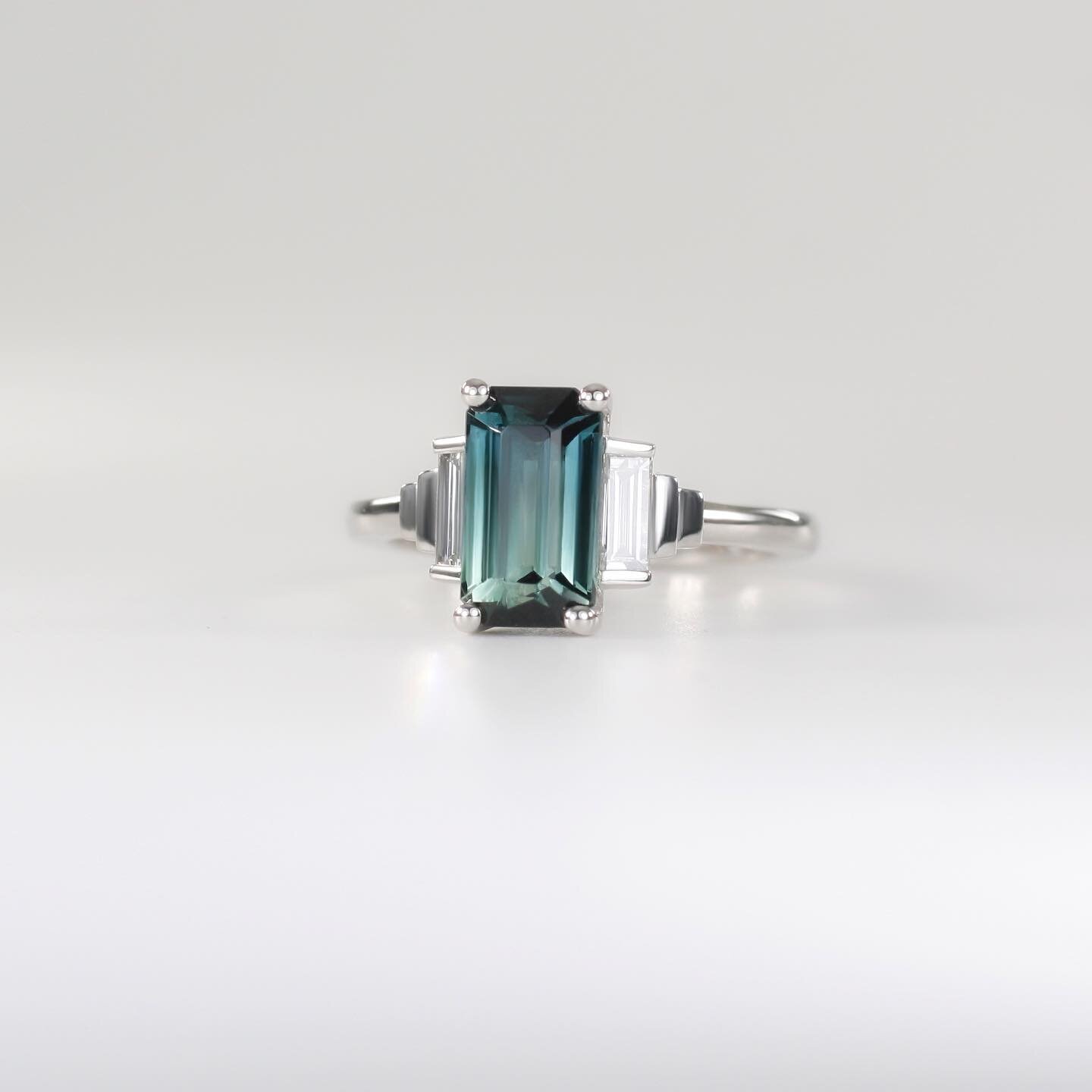 A seriously scintillating ring of dreams&hellip;2.3ct bi-colour teal tourmaline with lab-grown white diamond accents, all set in platinum. Available on our website now with a limited 10% off this month only, use code DECEMBER. Link in bio to shop.
*
