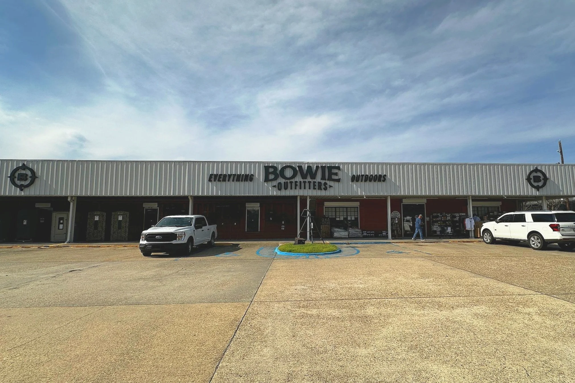 Bowie Outfitters Baton Rouge Louisiana