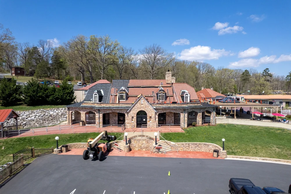 commercial roof replacement contractor